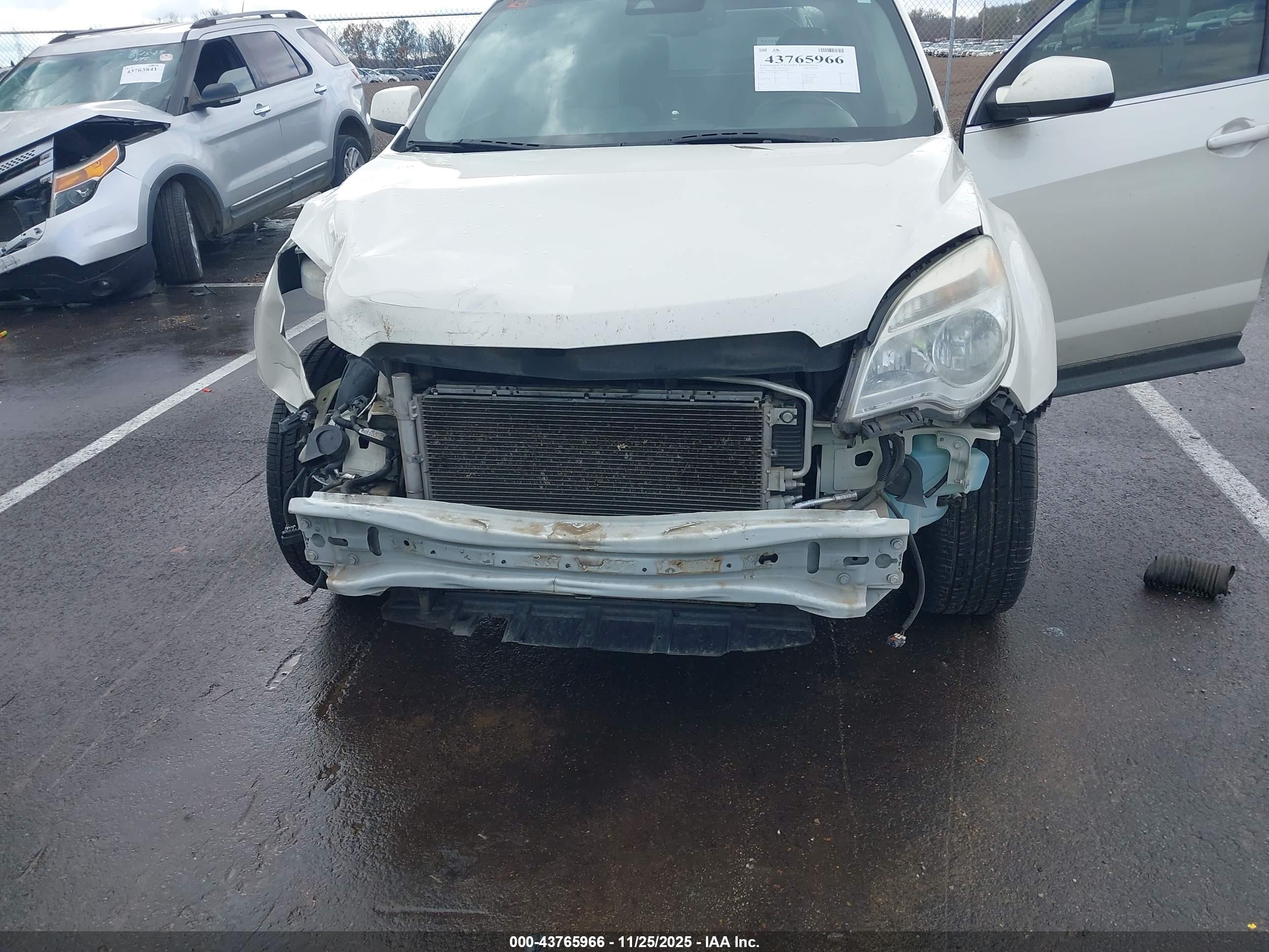 CHEVROLET EQUINOX image 6