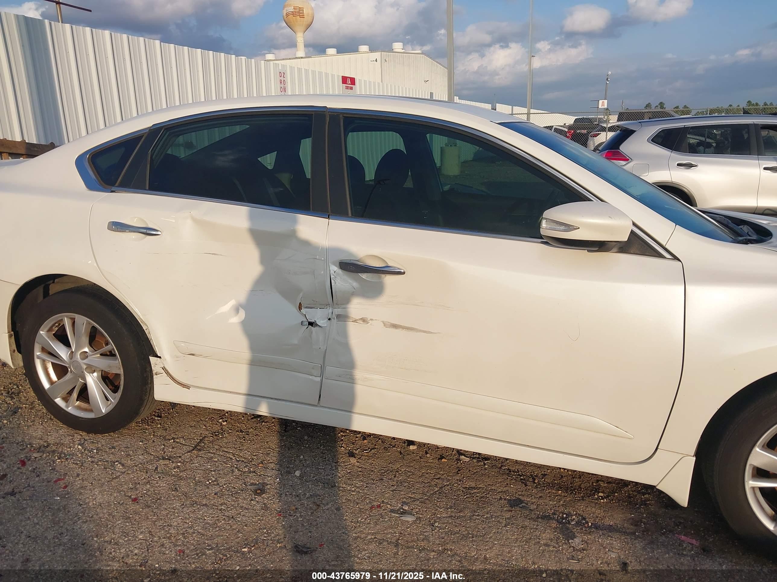 NISSAN ALTIMA image 6