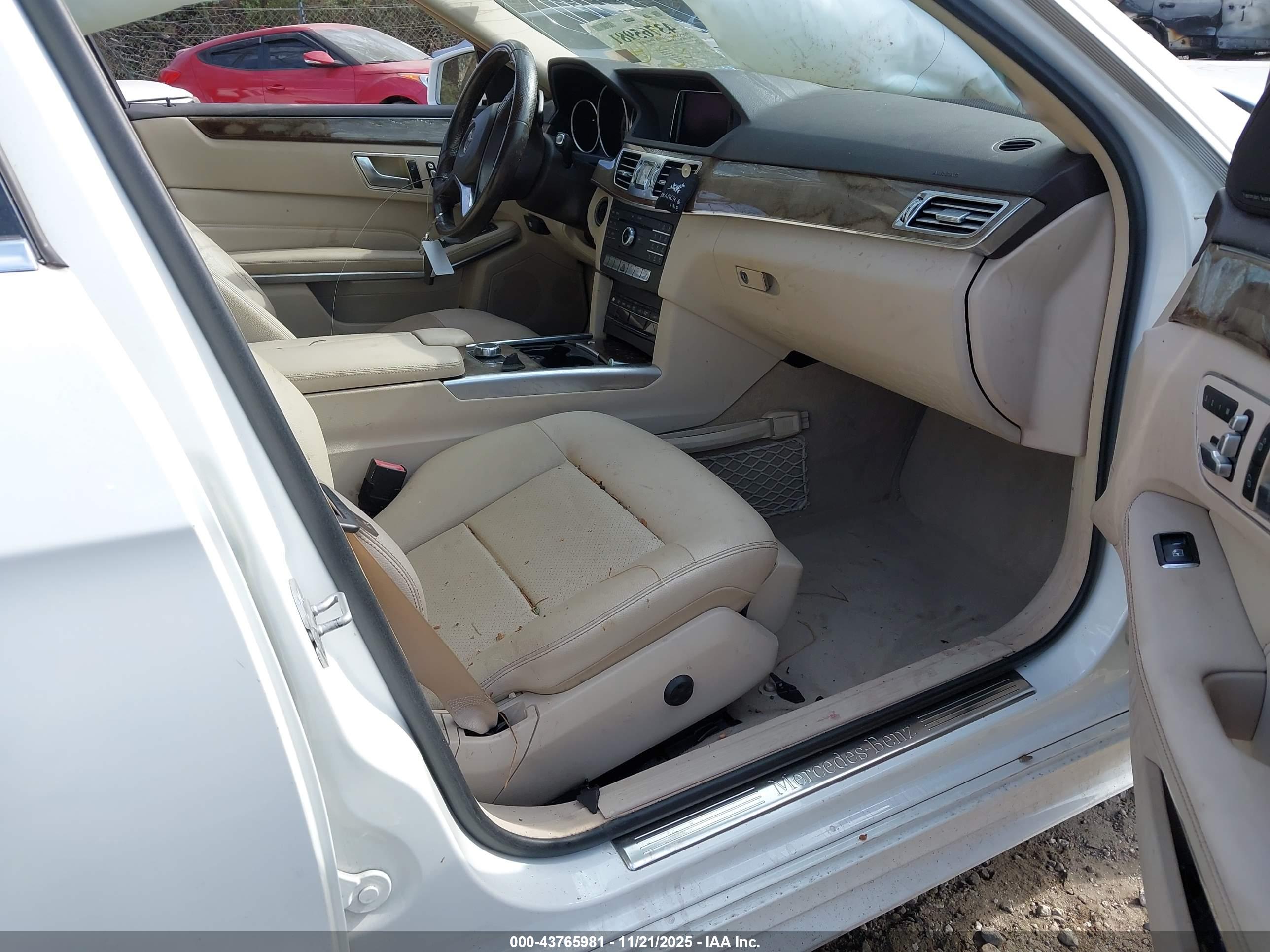 MERCEDES-BENZ E image 5