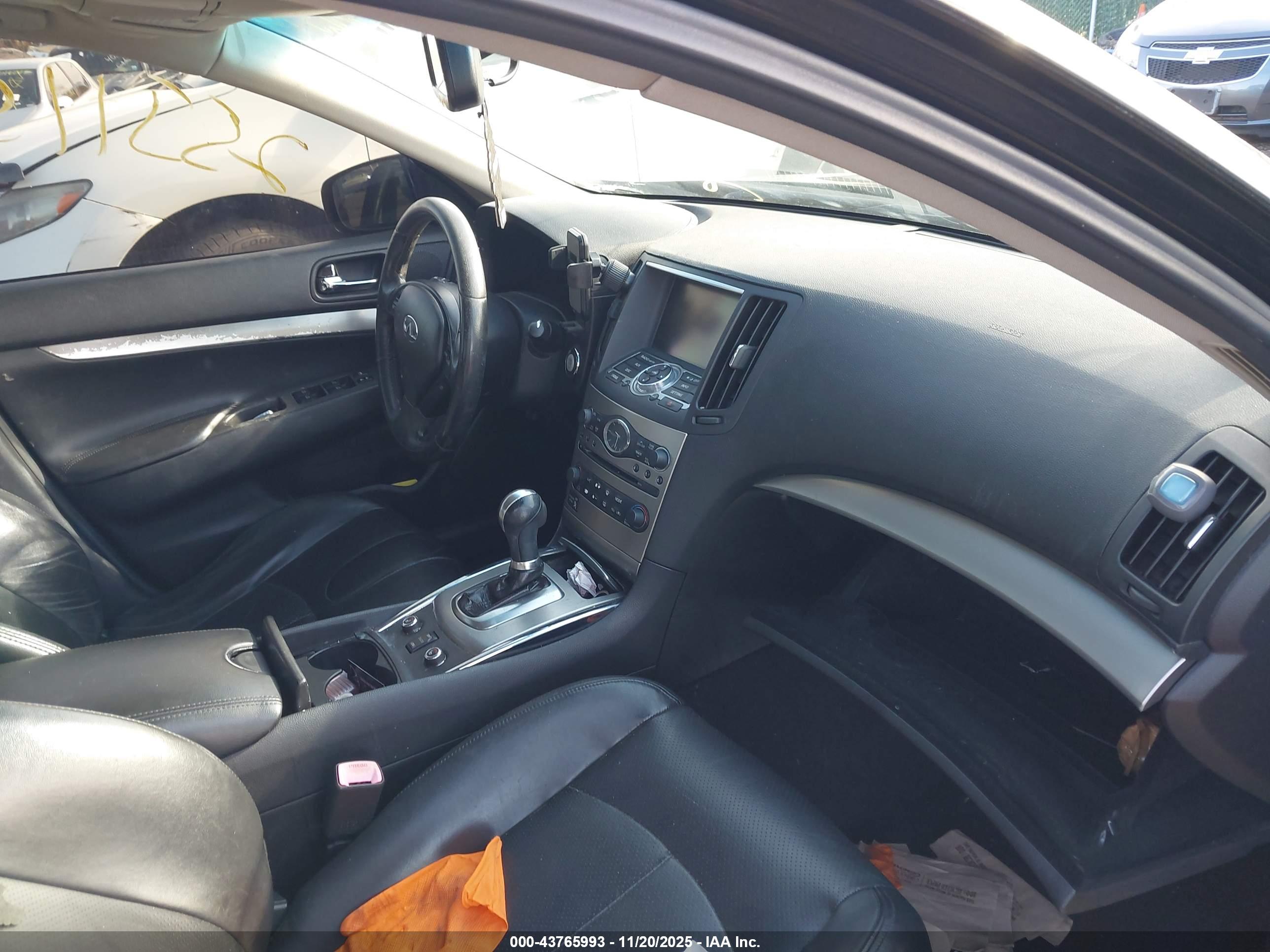 INFINITI G25X image 5