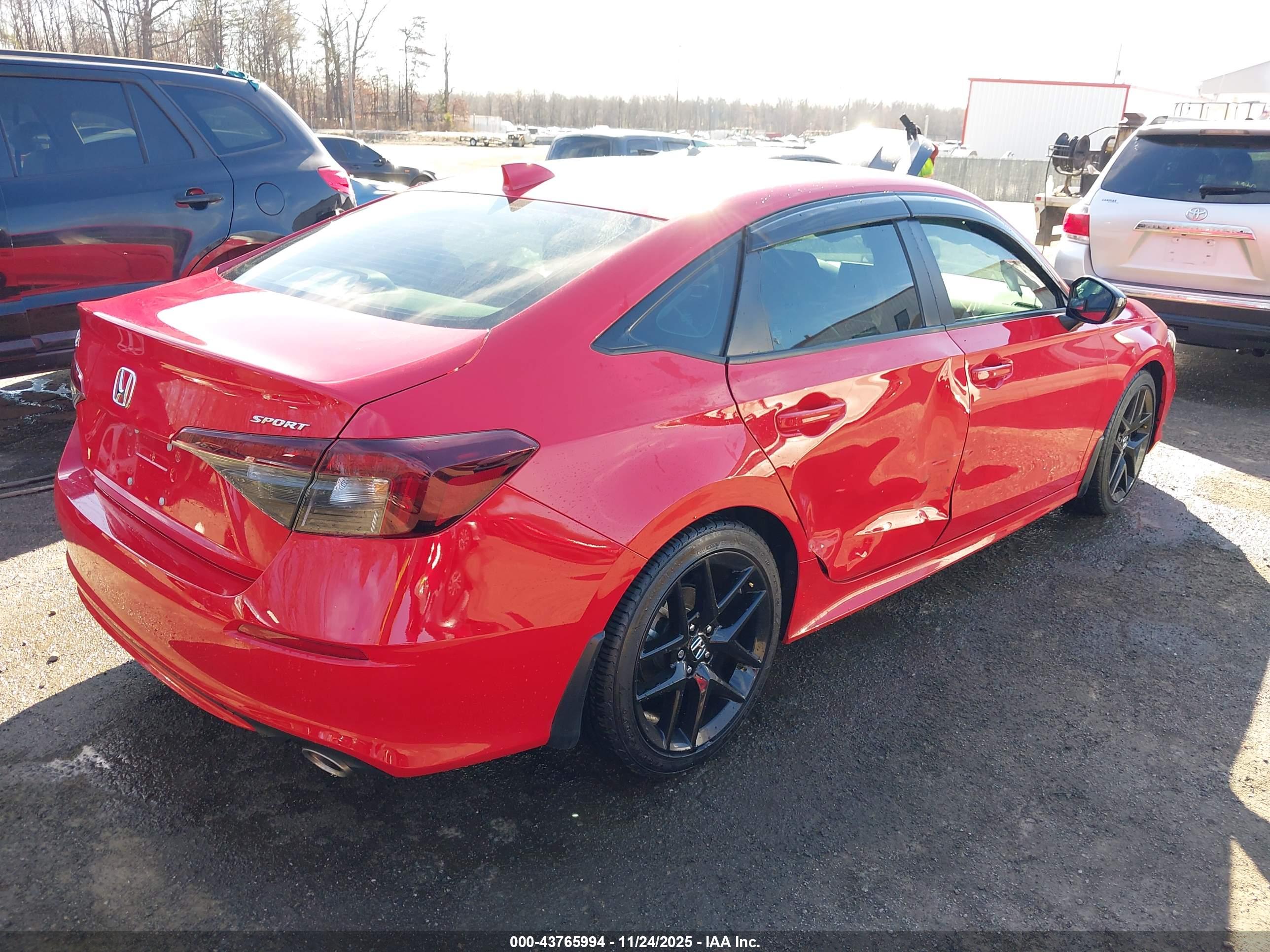 HONDA CIVIC image 4