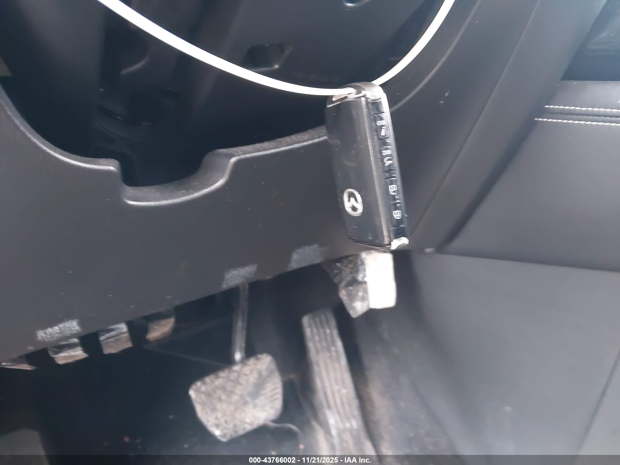 MAZDA CX-9 image 11