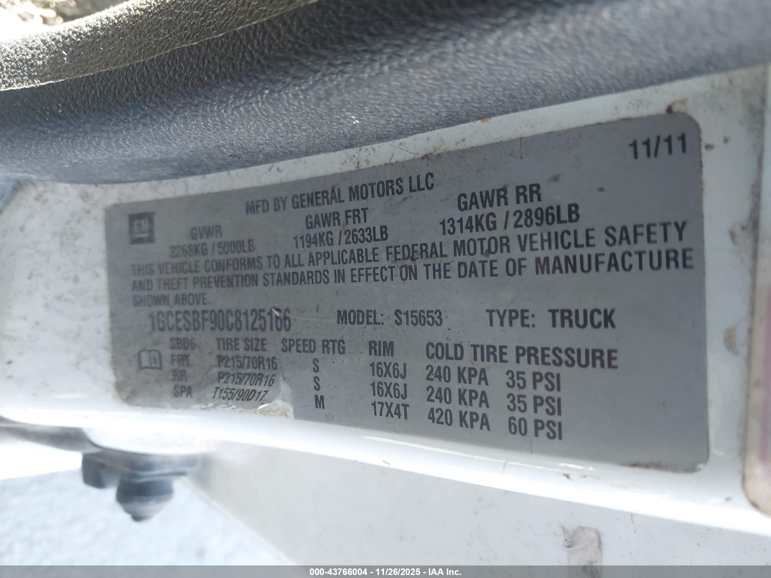 CHEVROLET COLORADO image 9