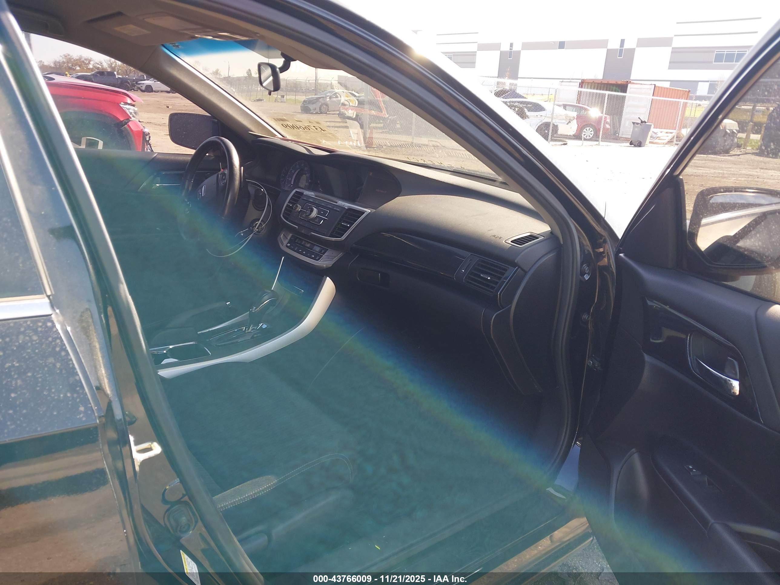 HONDA ACCORD image 5