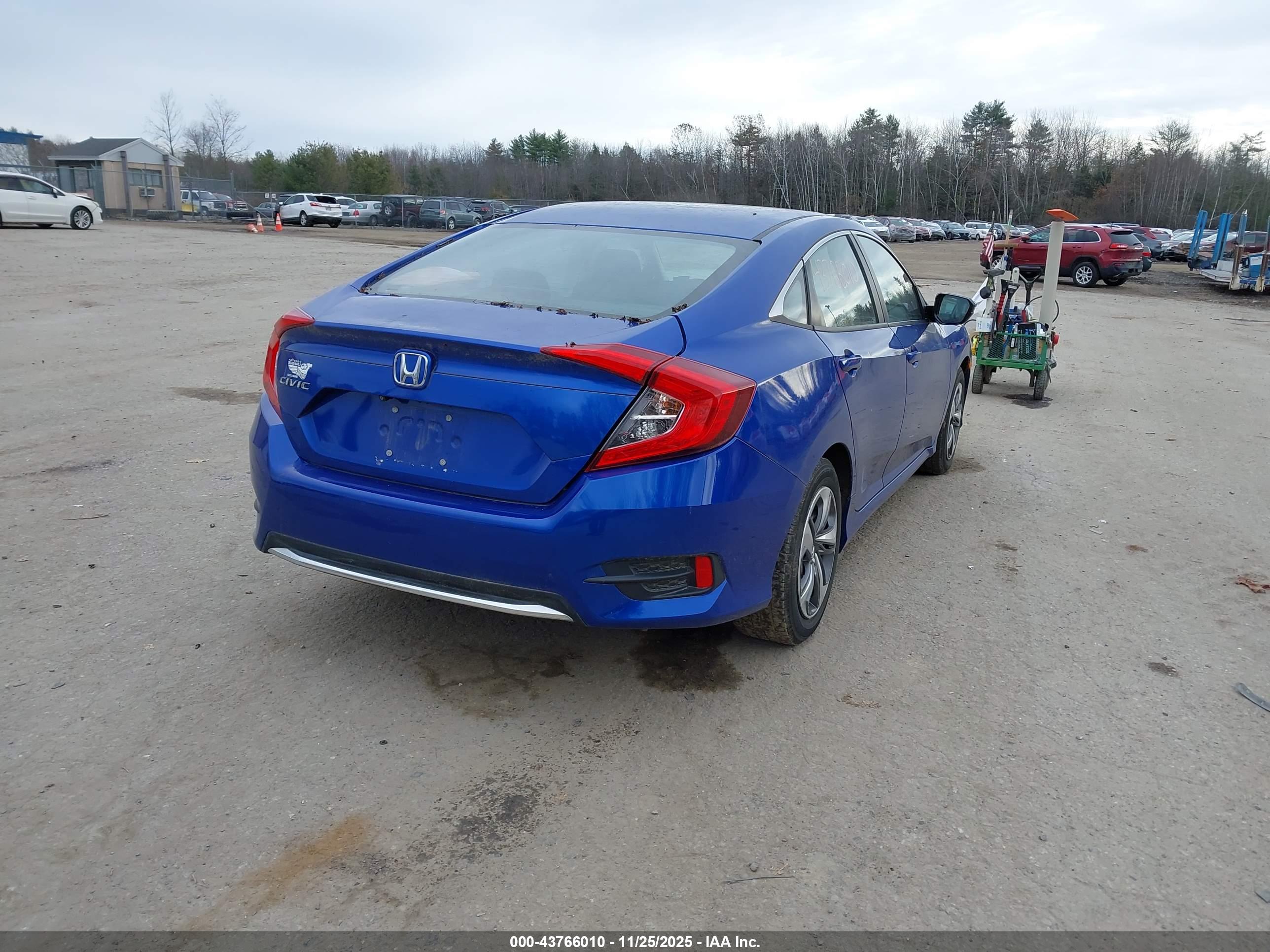 HONDA CIVIC image 4