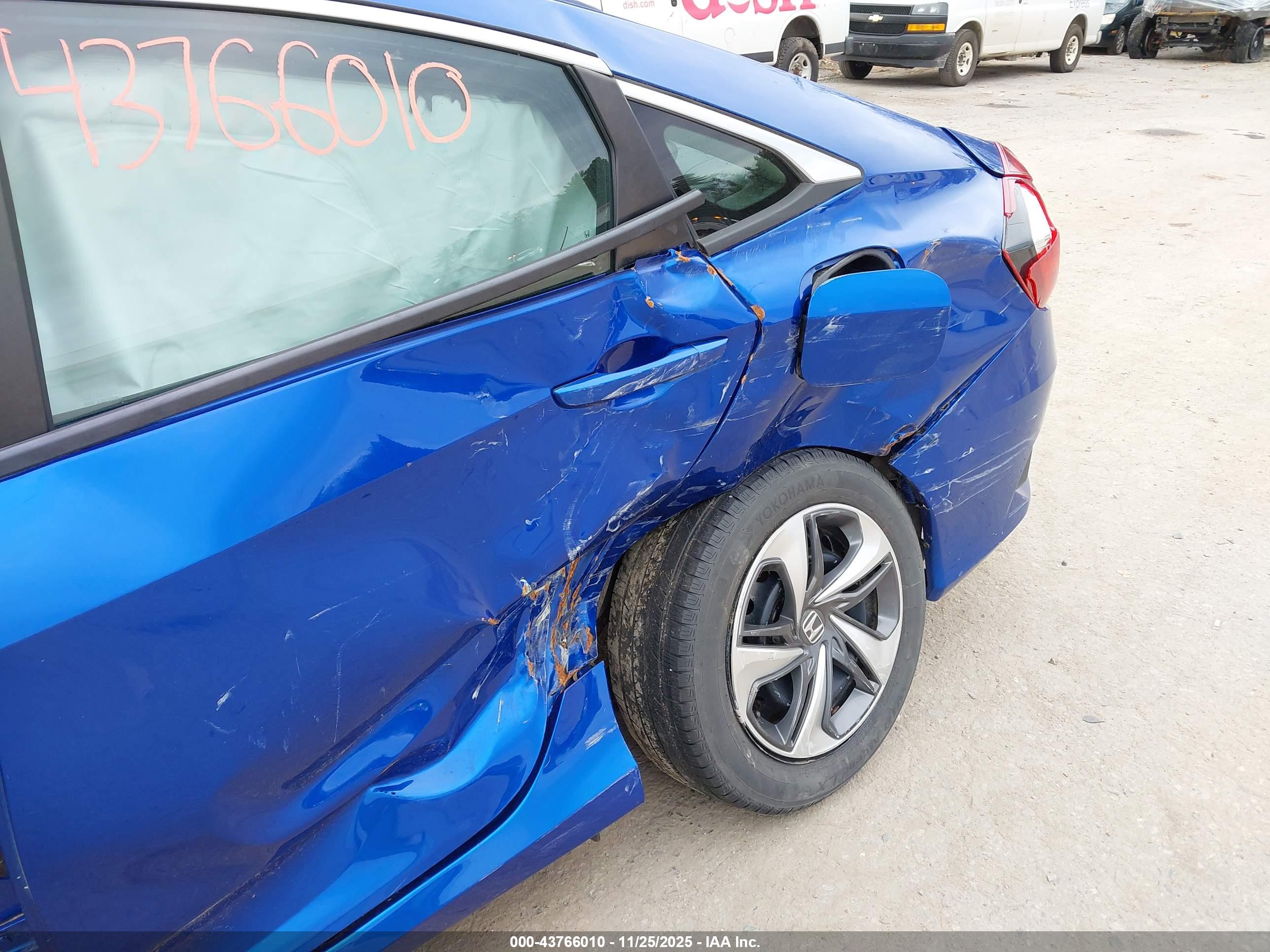 HONDA CIVIC image 6