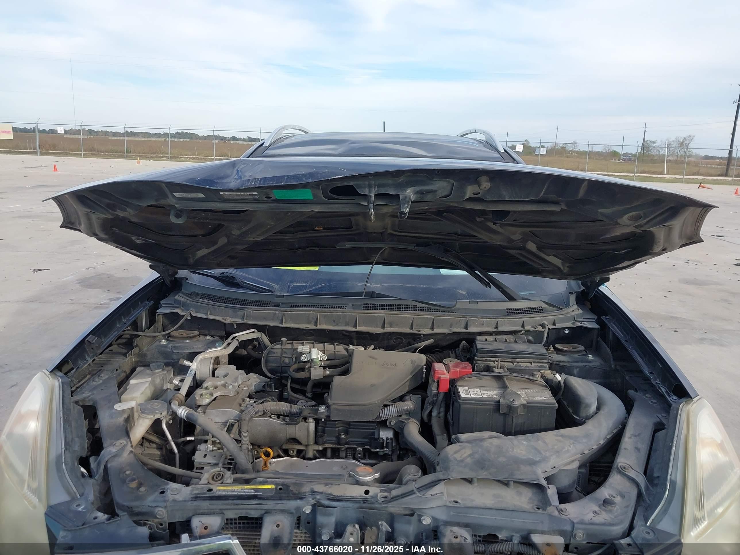 NISSAN ROGUE image 10