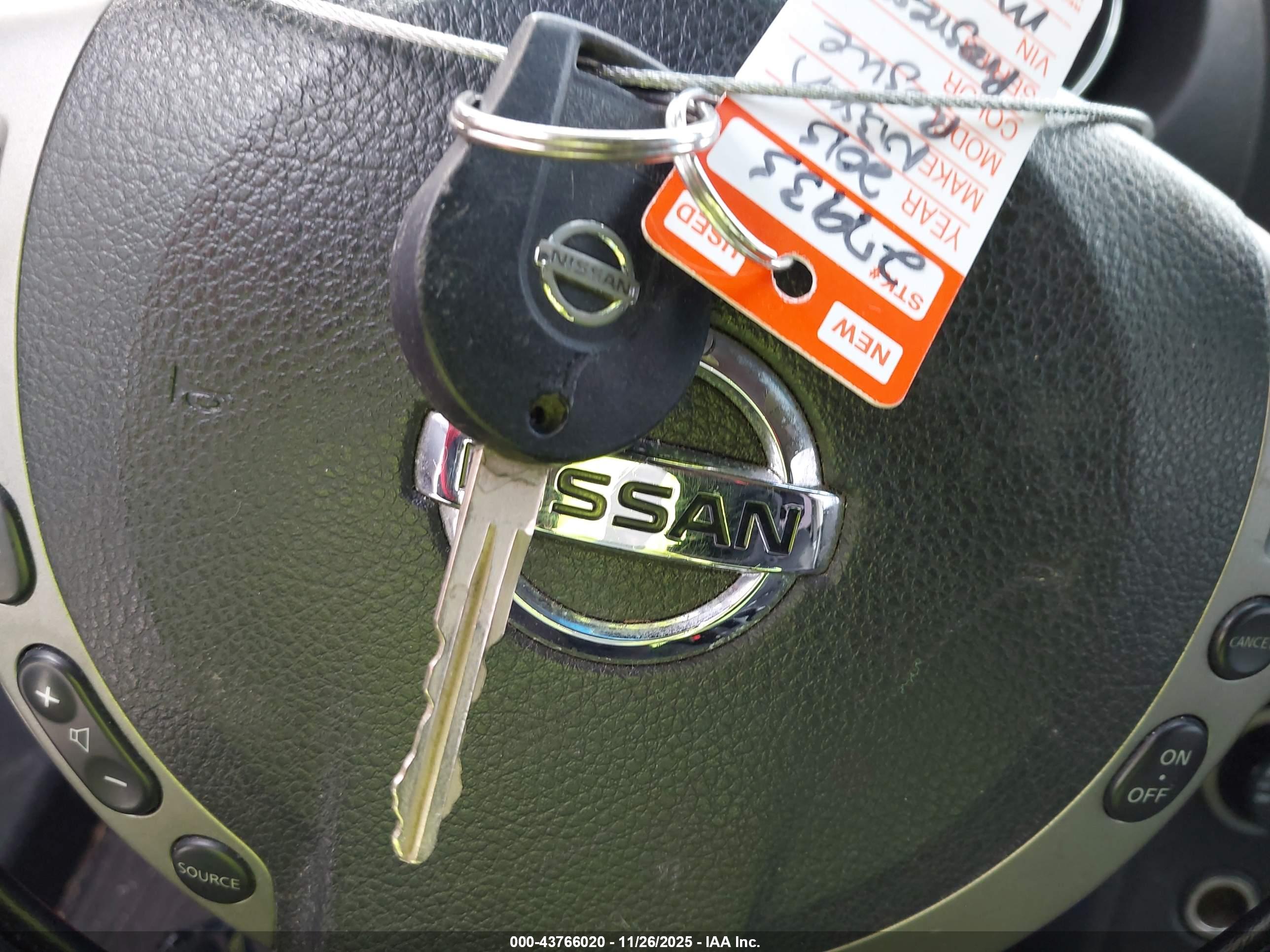 NISSAN ROGUE image 11