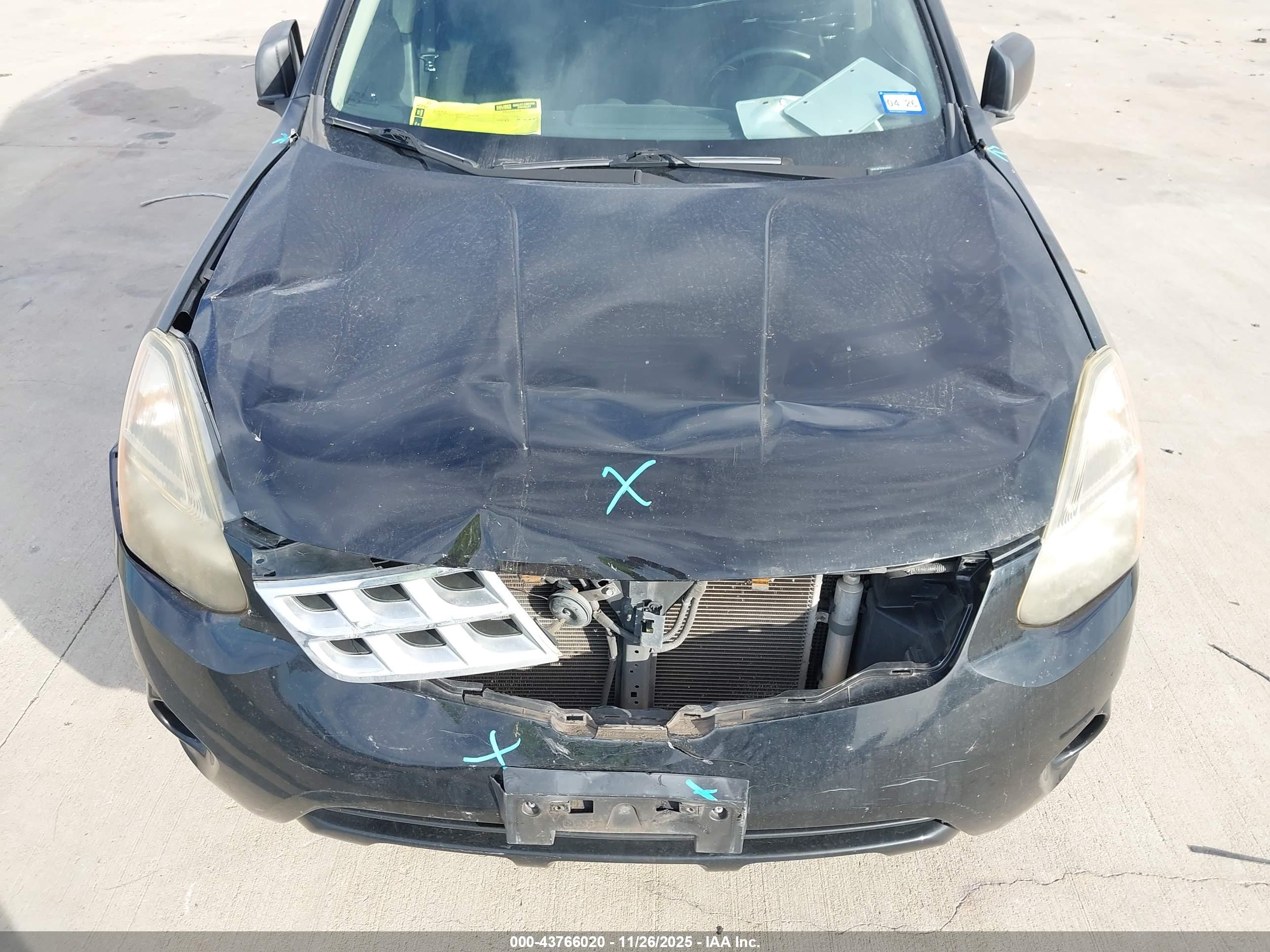 NISSAN ROGUE image 6