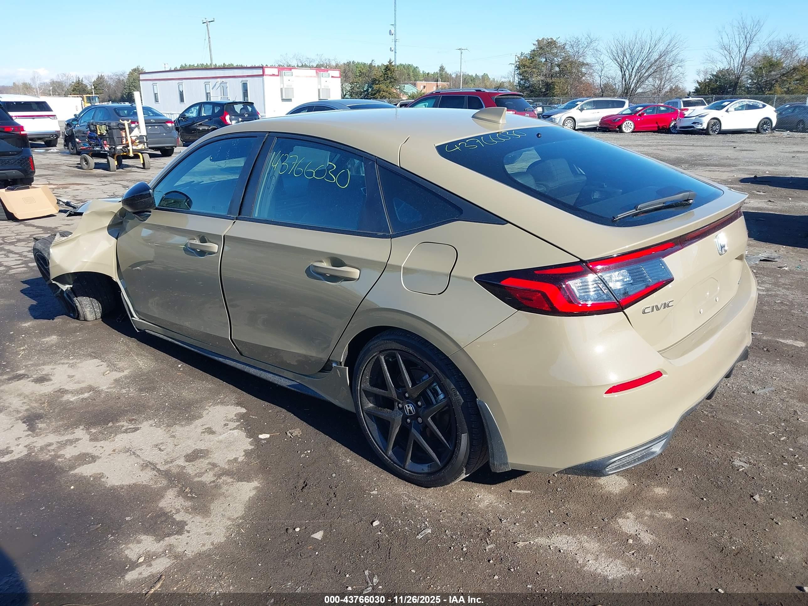 HONDA CIVIC image 3