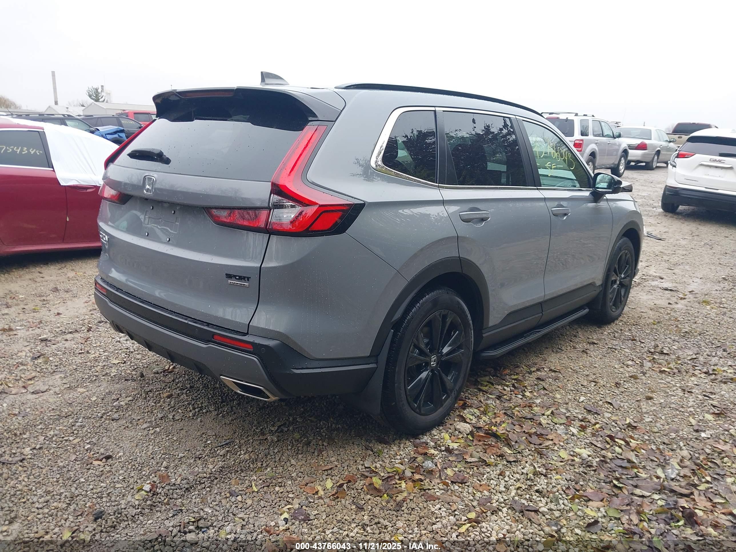 HONDA CR-V image 4