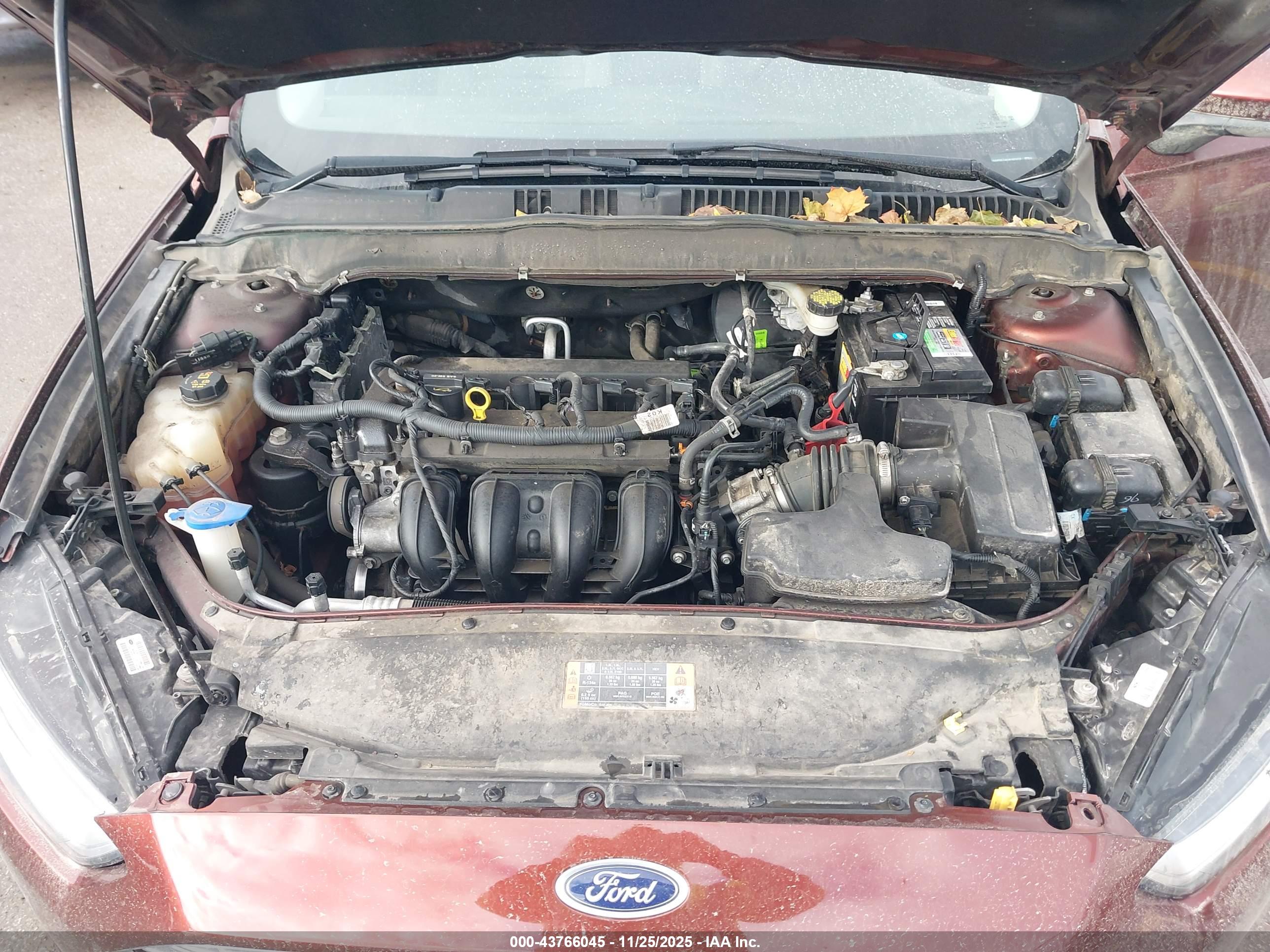FORD FUSION image 10