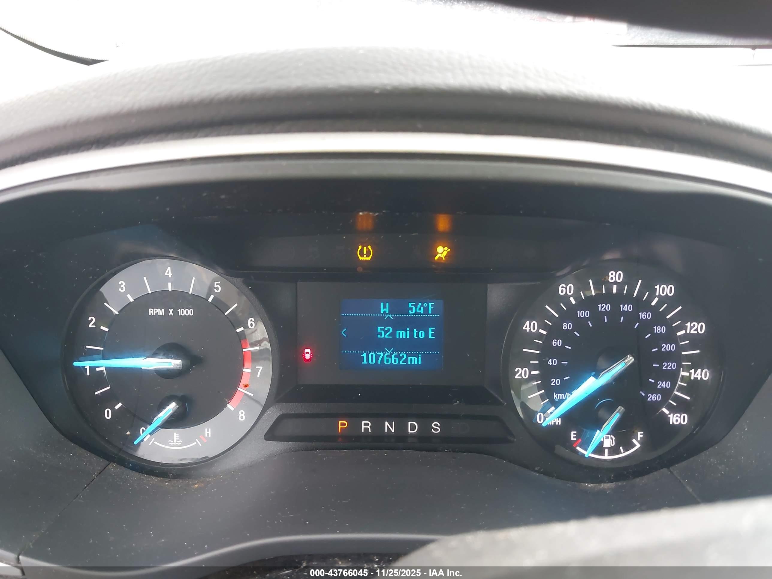 FORD FUSION image 7
