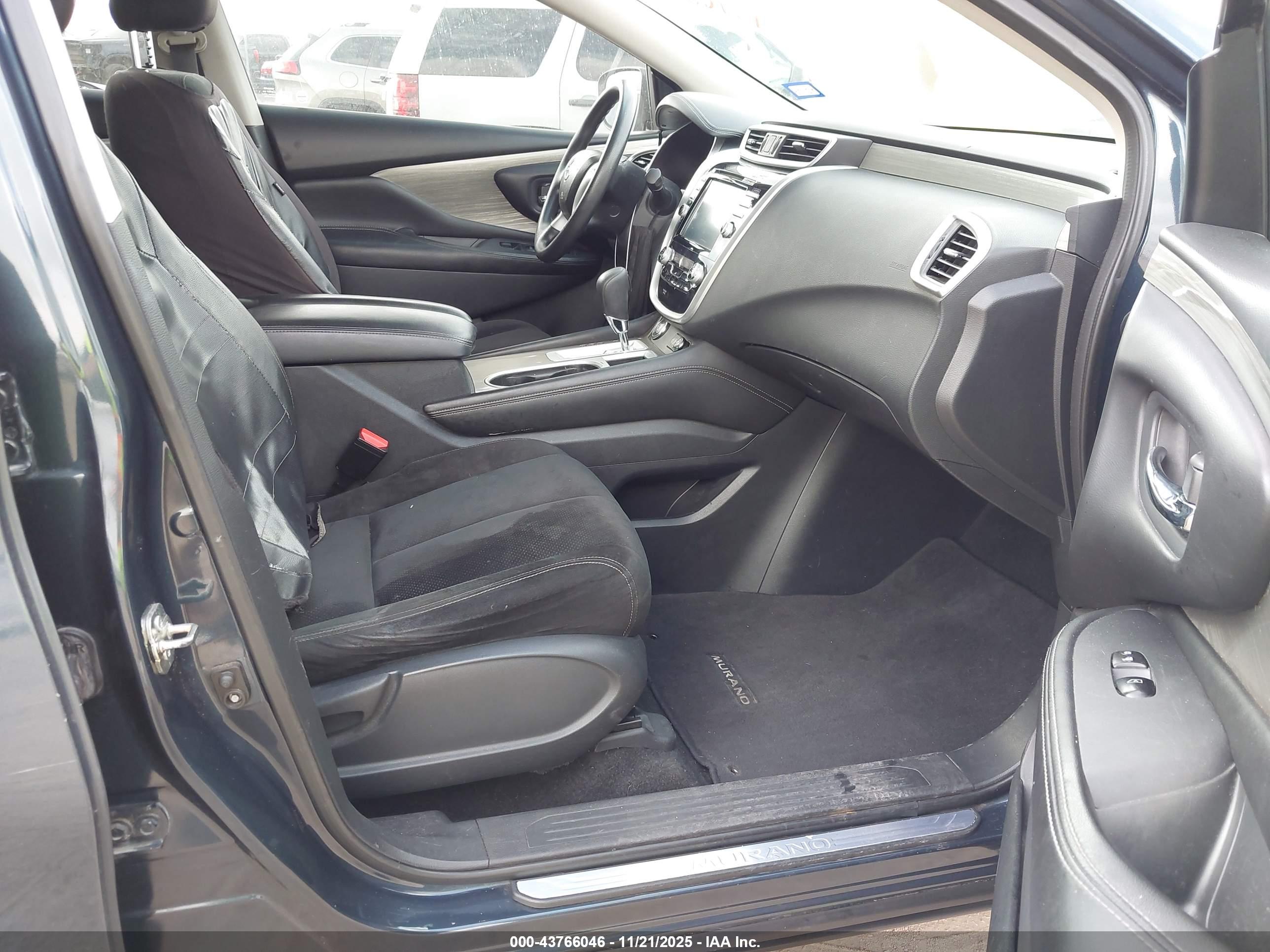 NISSAN MURANO image 5