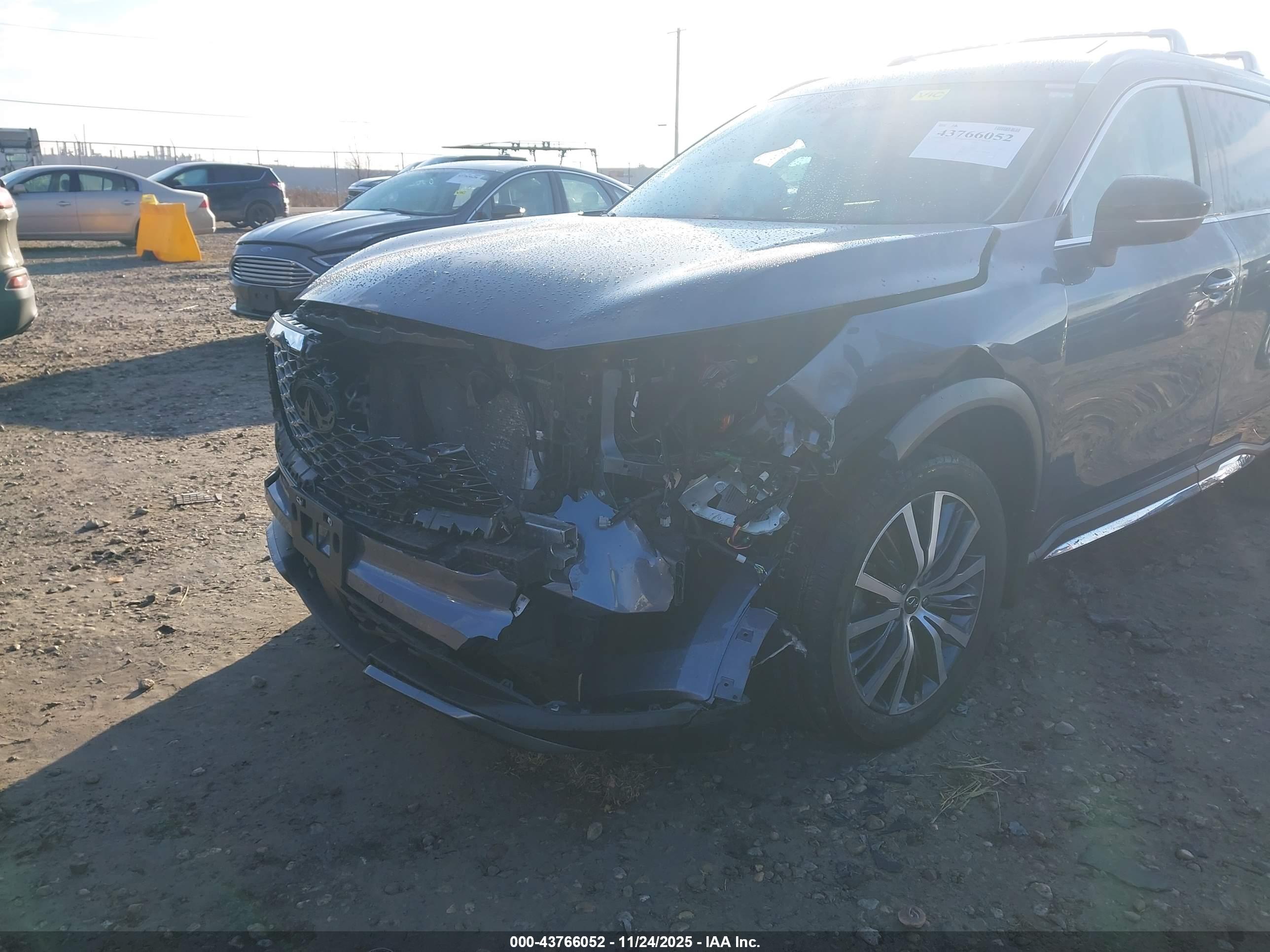 INFINITI QX60 image 6