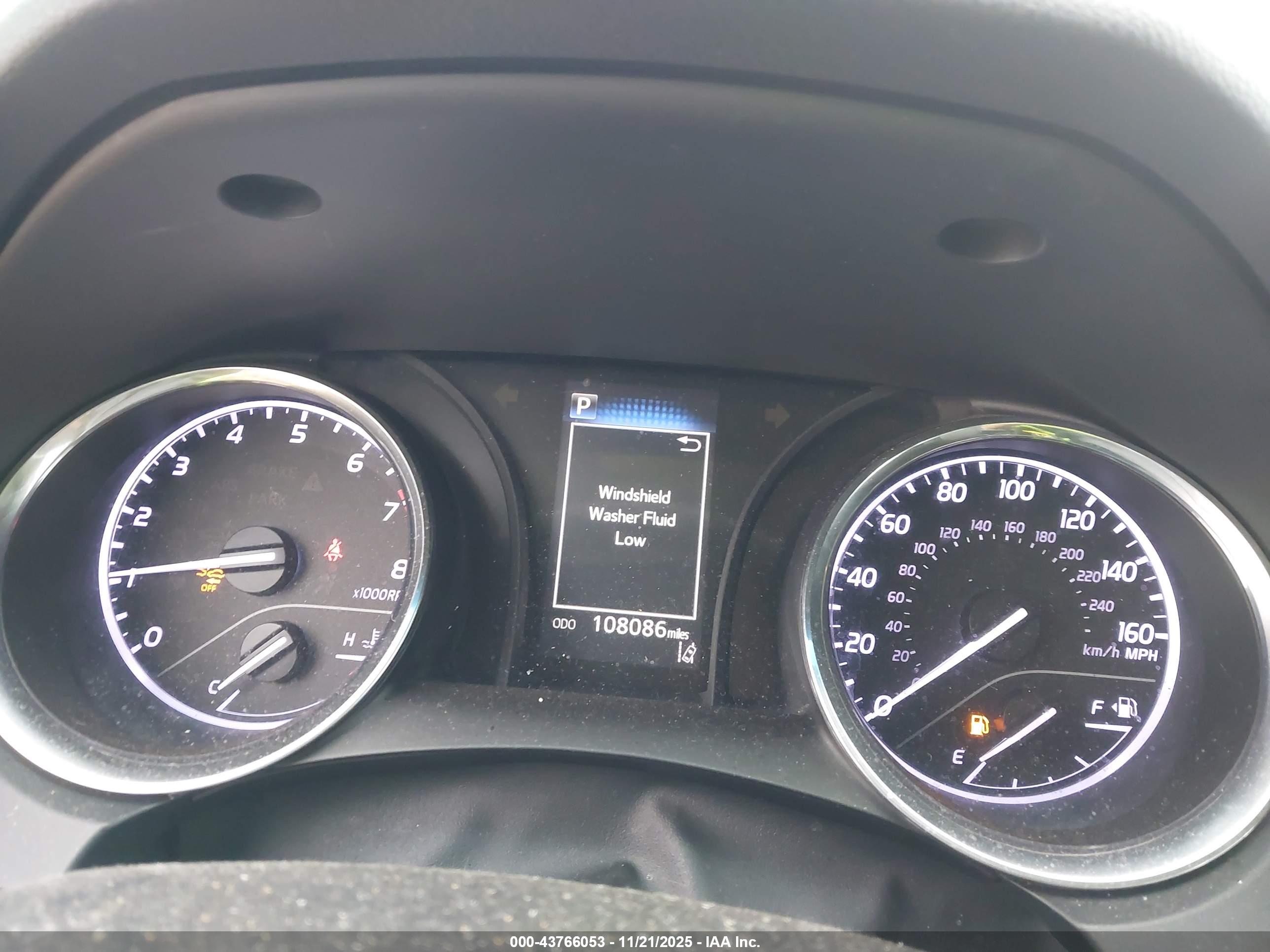 TOYOTA CAMRY image 7