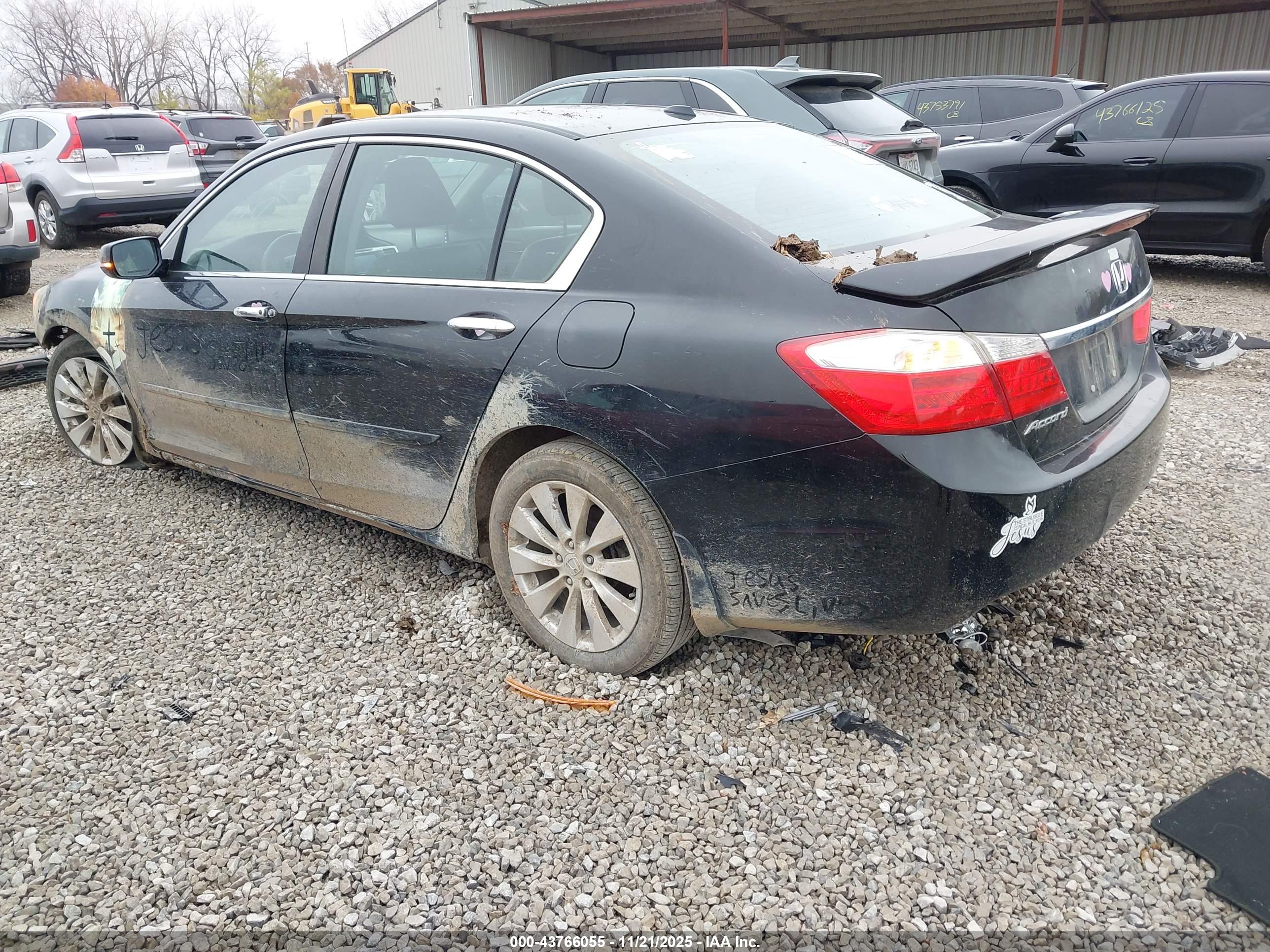 HONDA ACCORD image 3