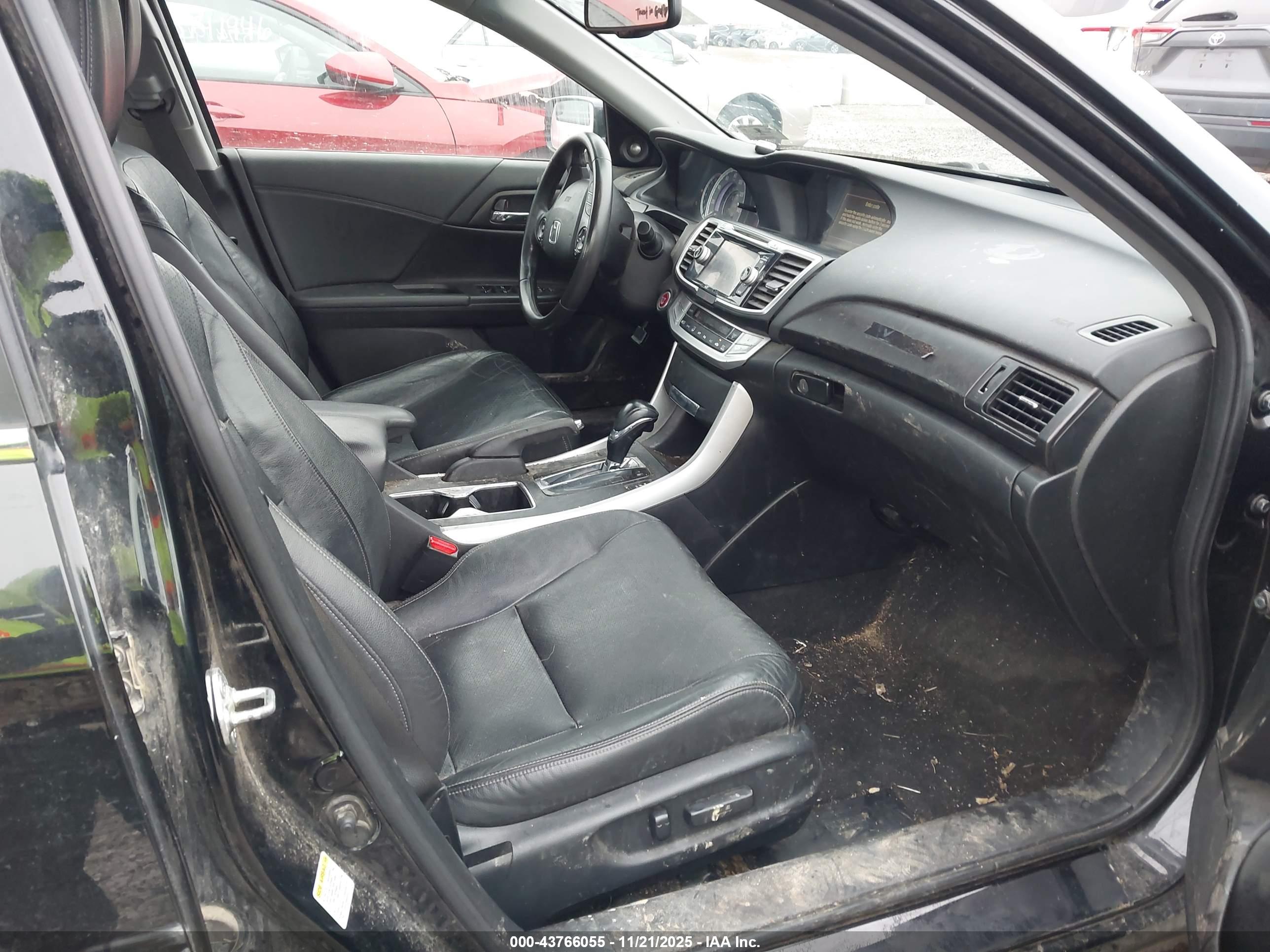 HONDA ACCORD image 5