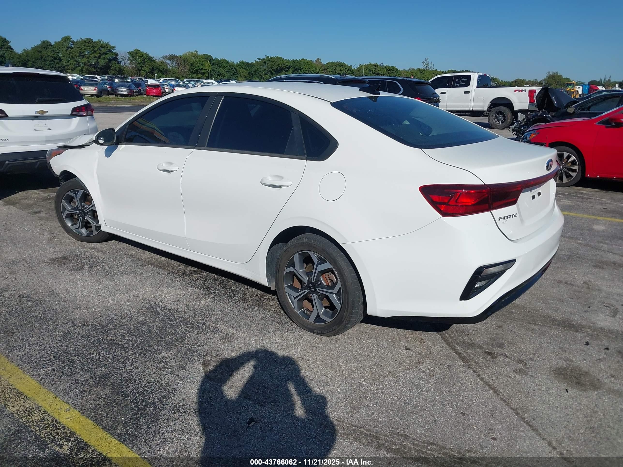 KIA FORTE image 3