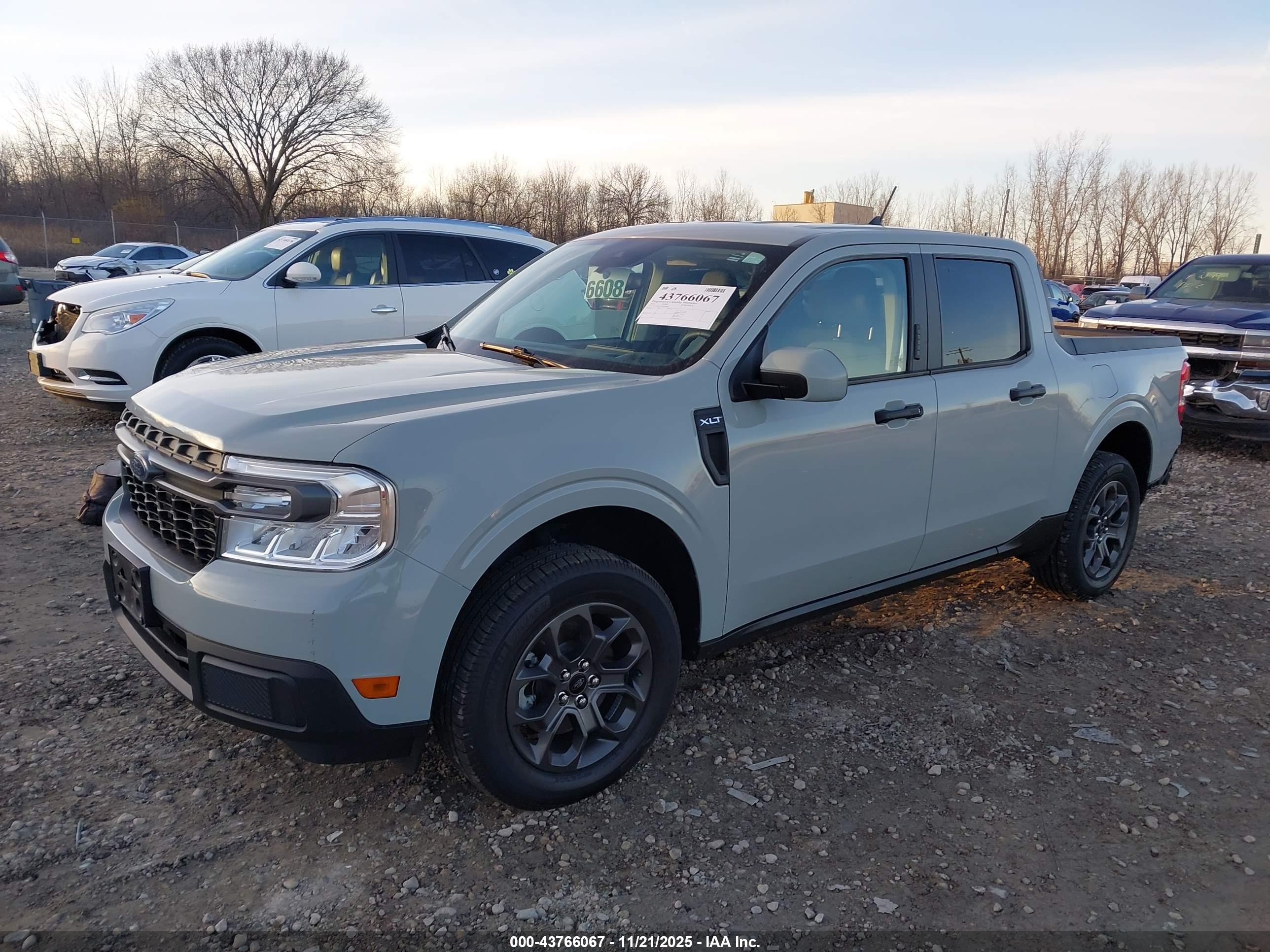 FORD MAVERICK image 2