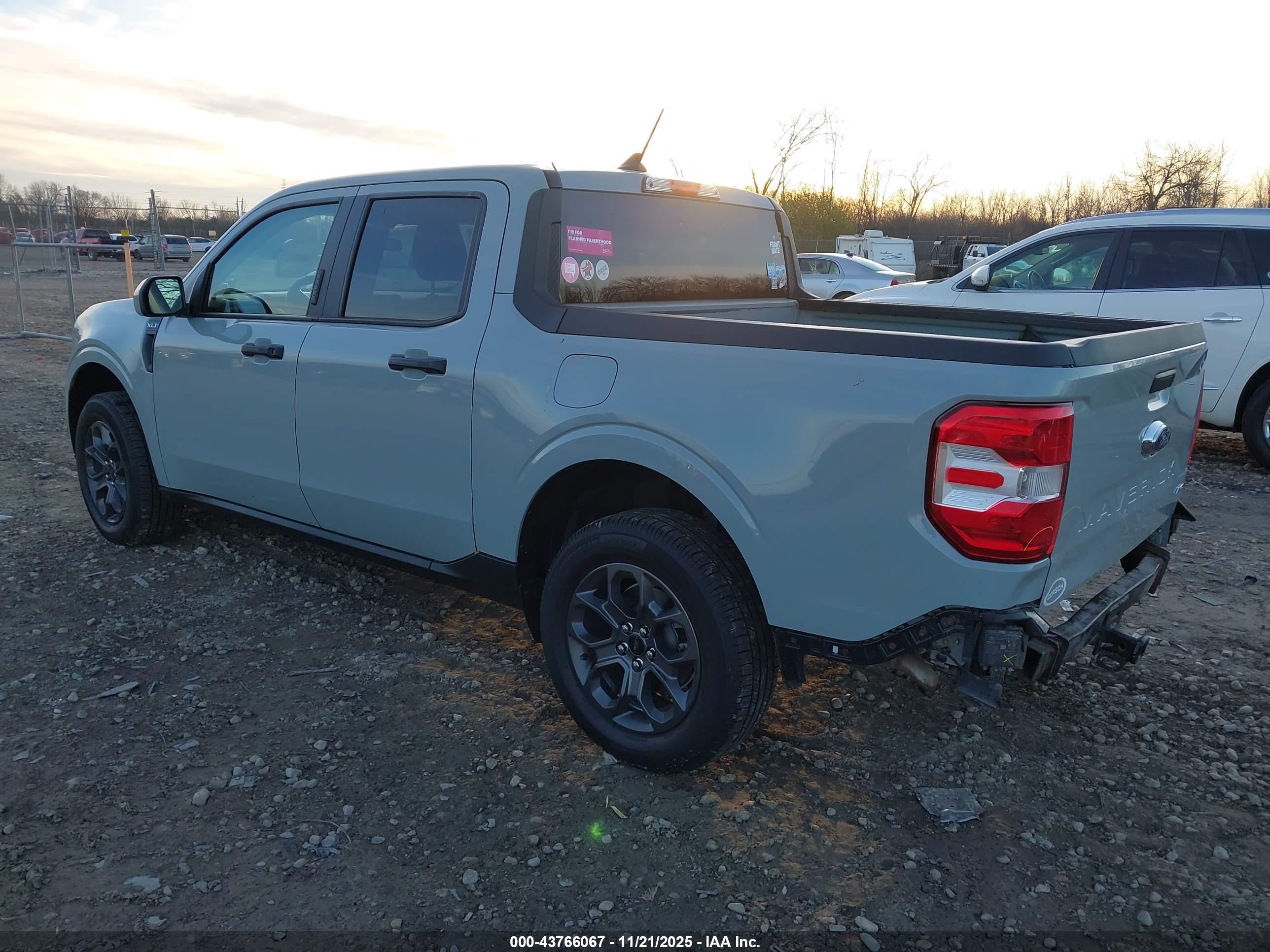 FORD MAVERICK image 3