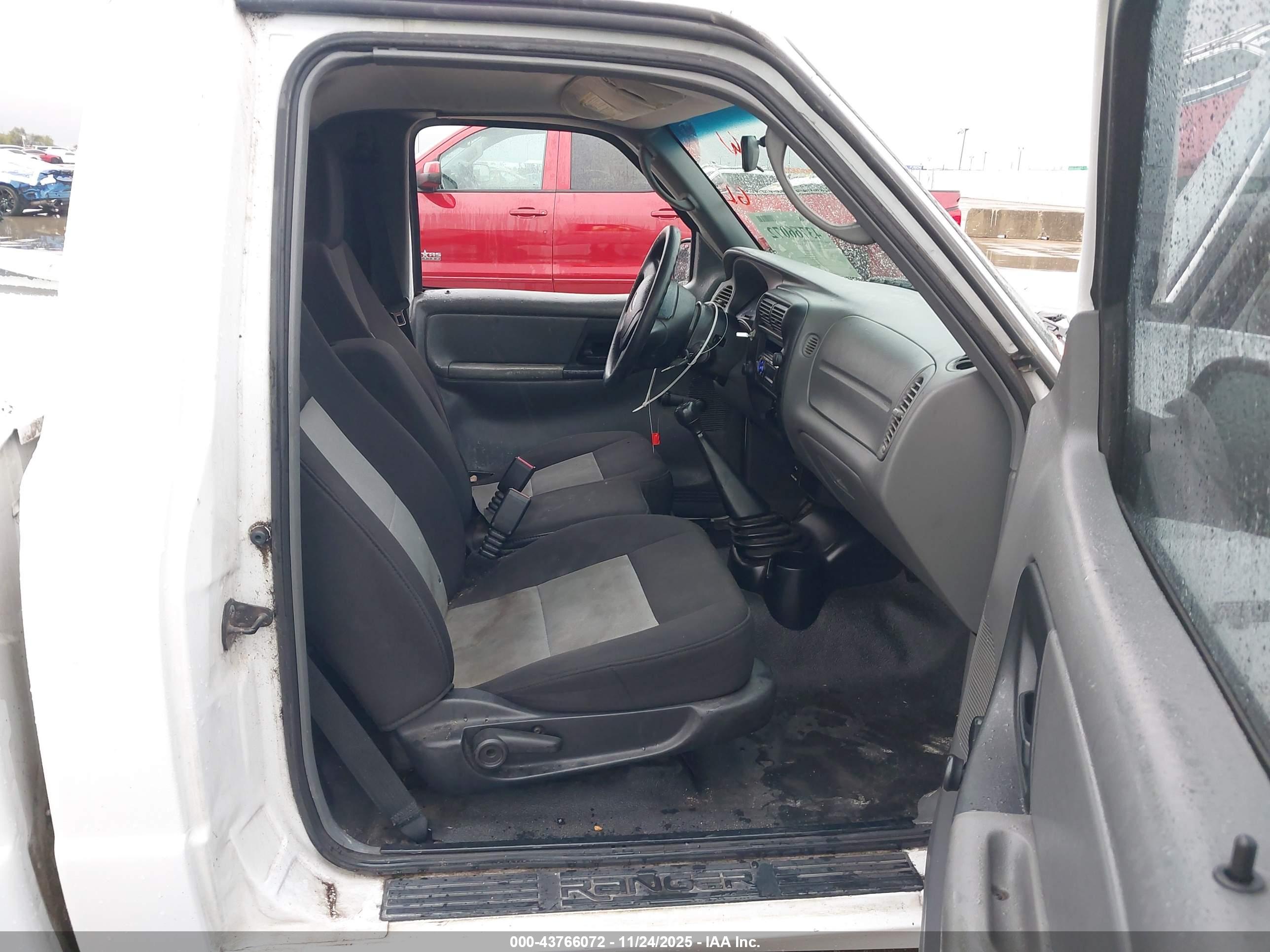 FORD RANGER image 5