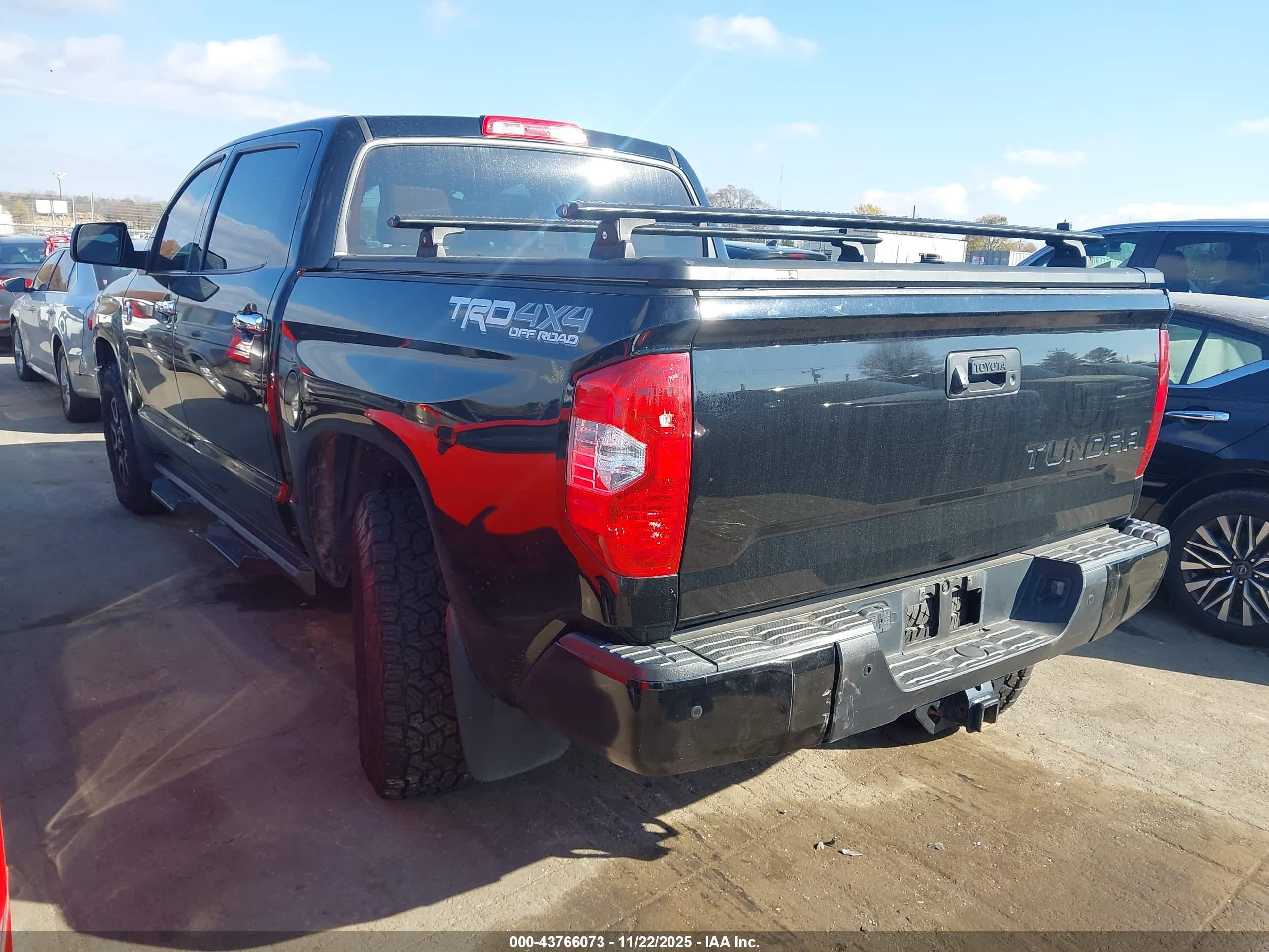 TOYOTA TUNDRA image 3