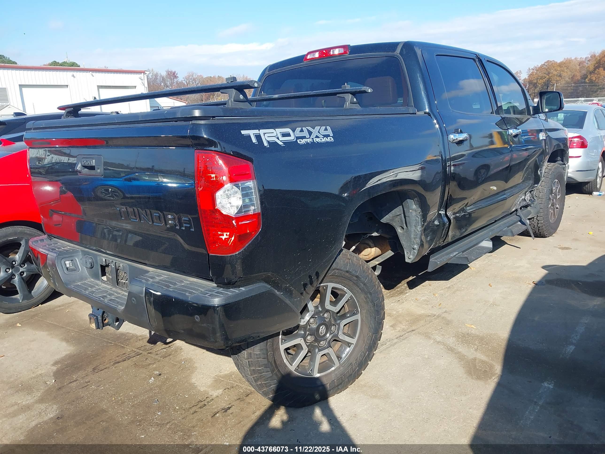 TOYOTA TUNDRA image 4
