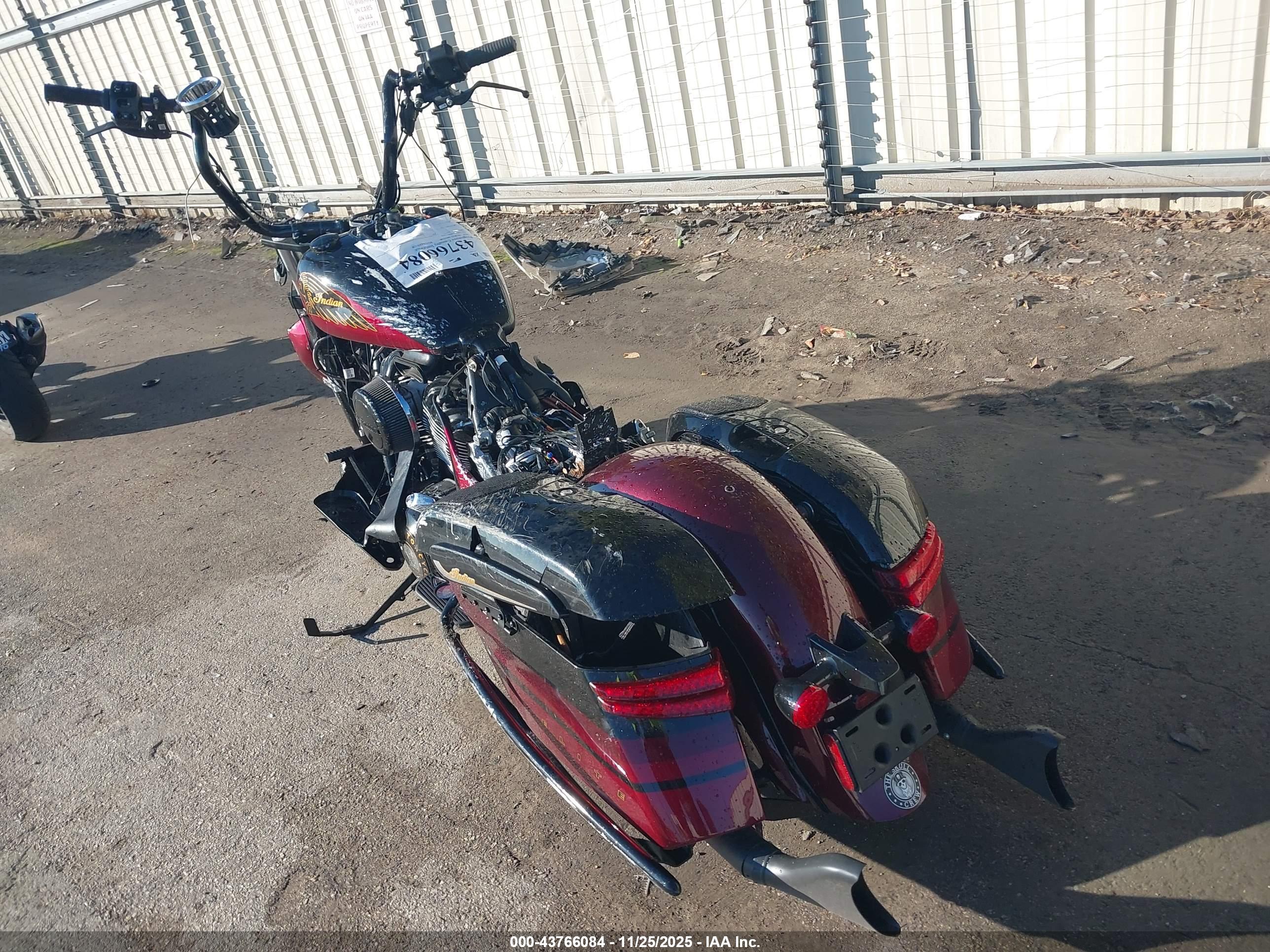 INDIAN MOTORCYCLE image 3