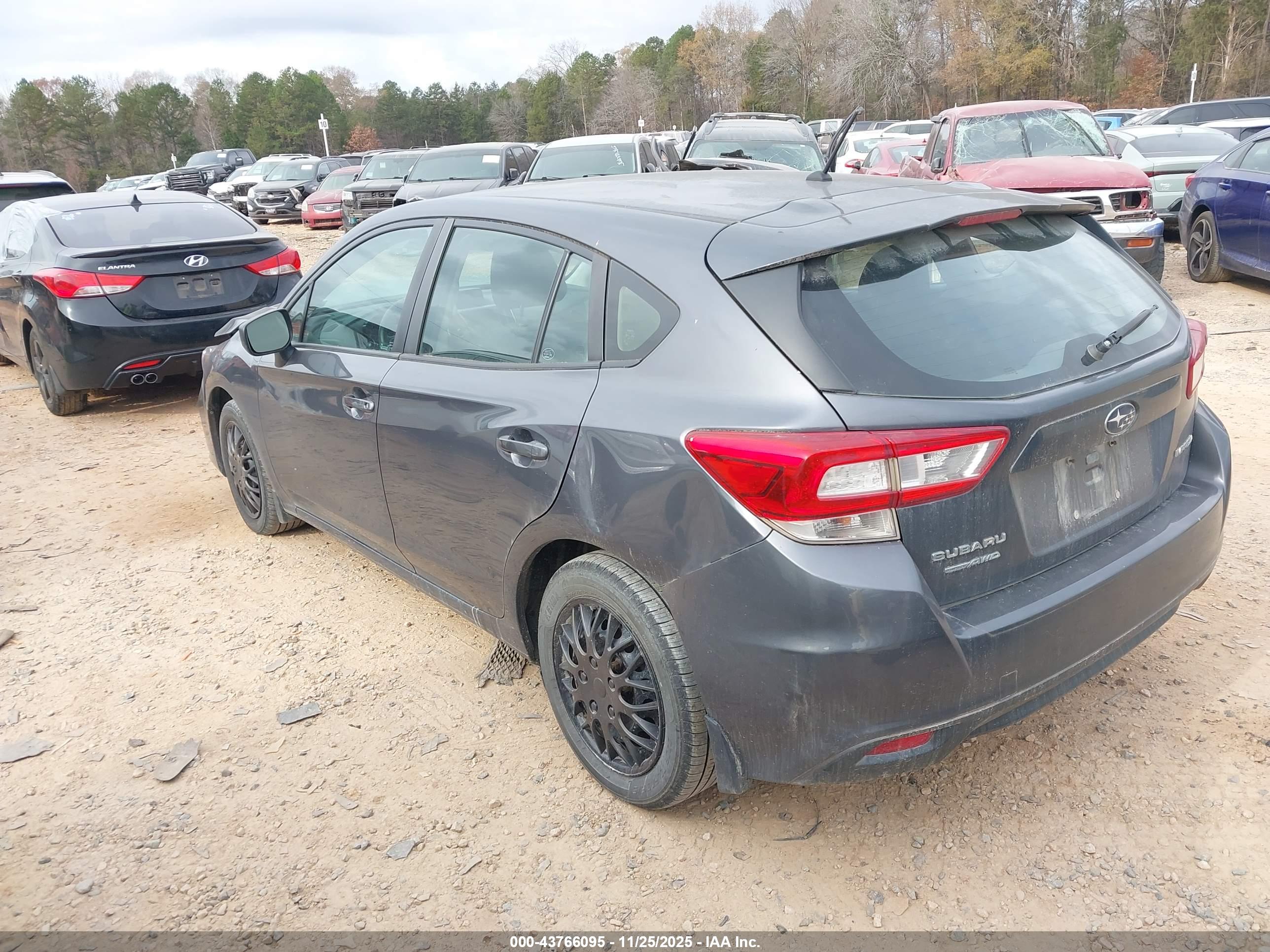 SUBARU IMPREZA image 3