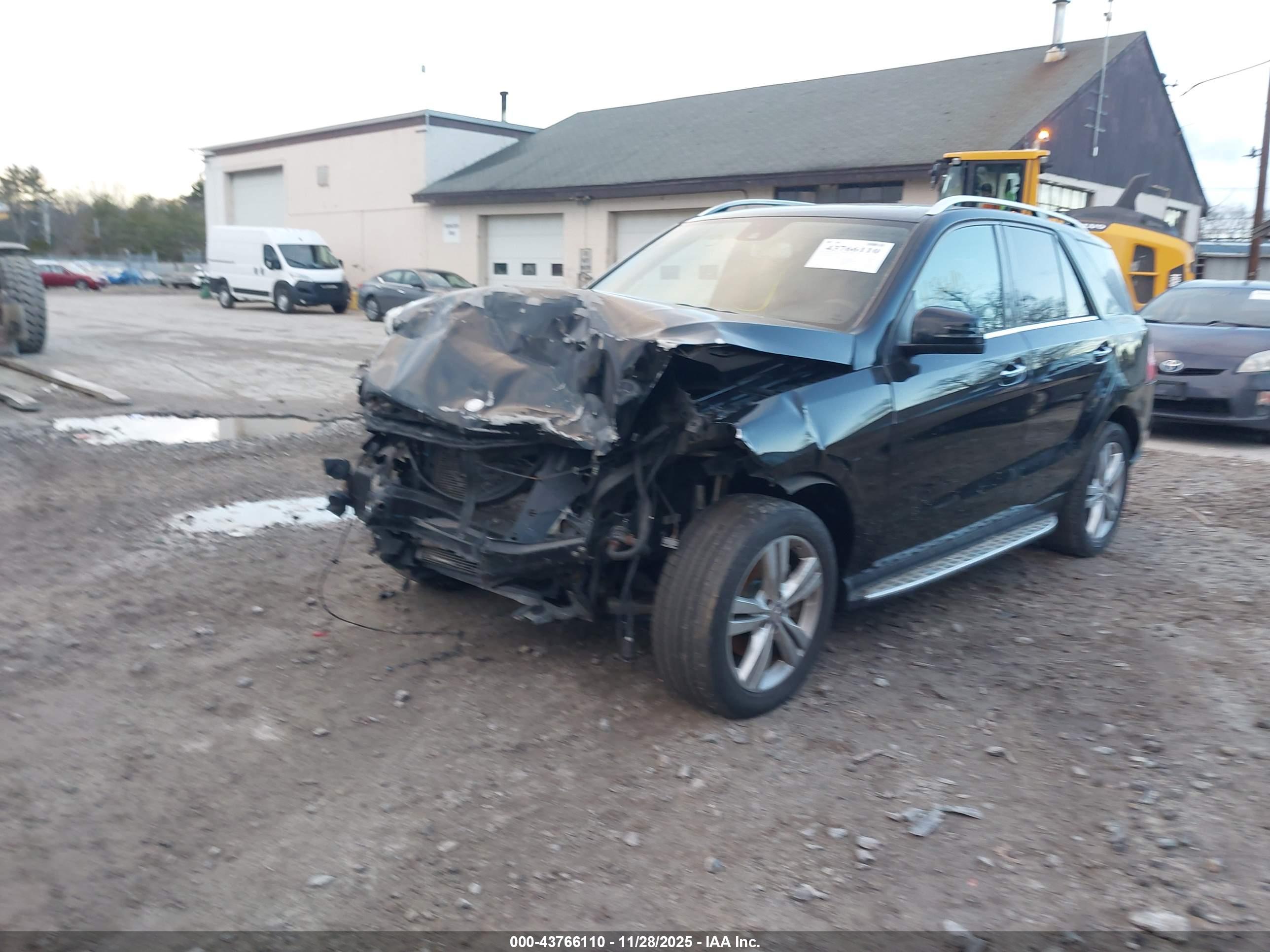 MERCEDES-BENZ ML image 2
