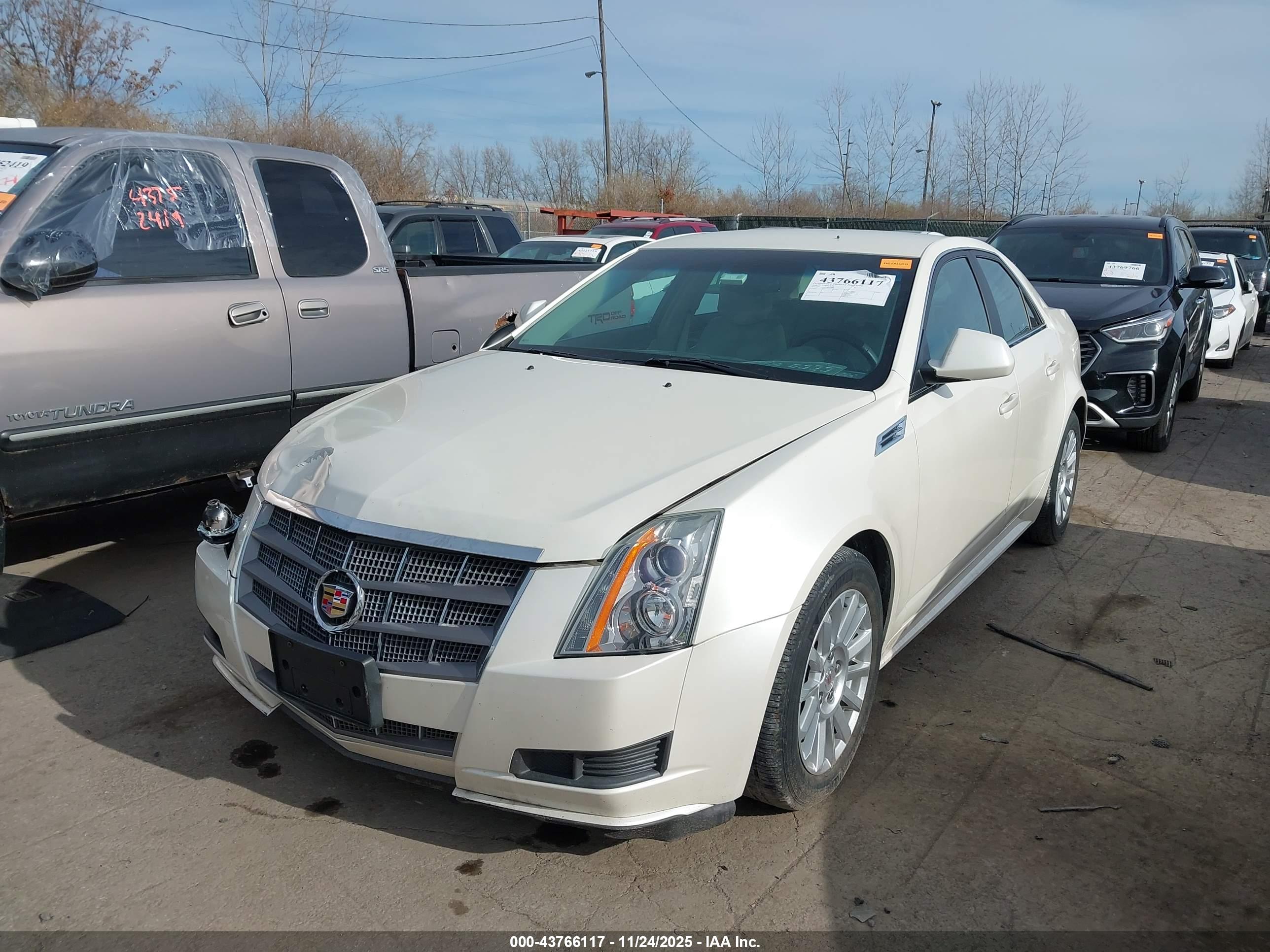 CADILLAC CTS image 2