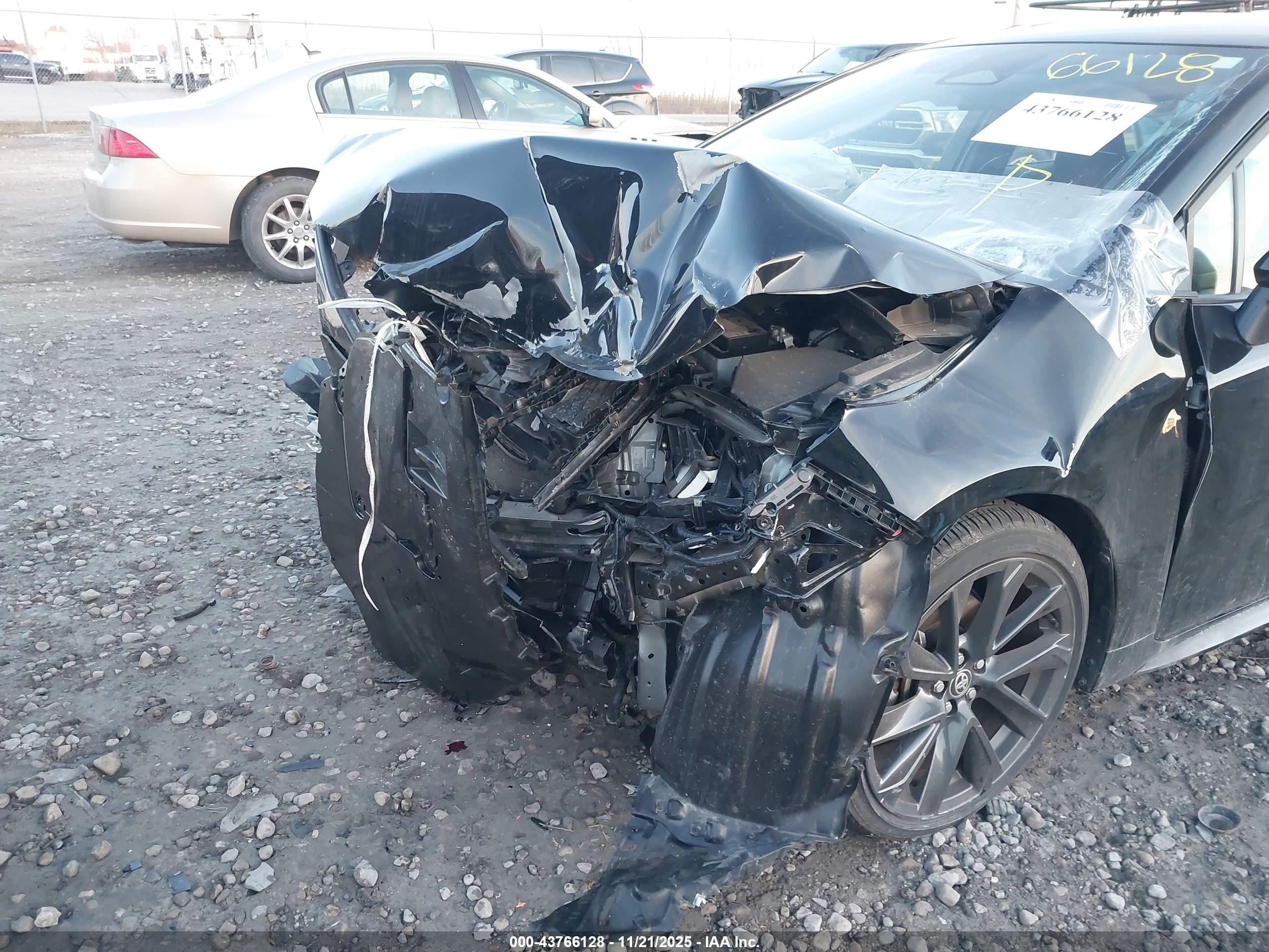 TOYOTA COROLLA image 6