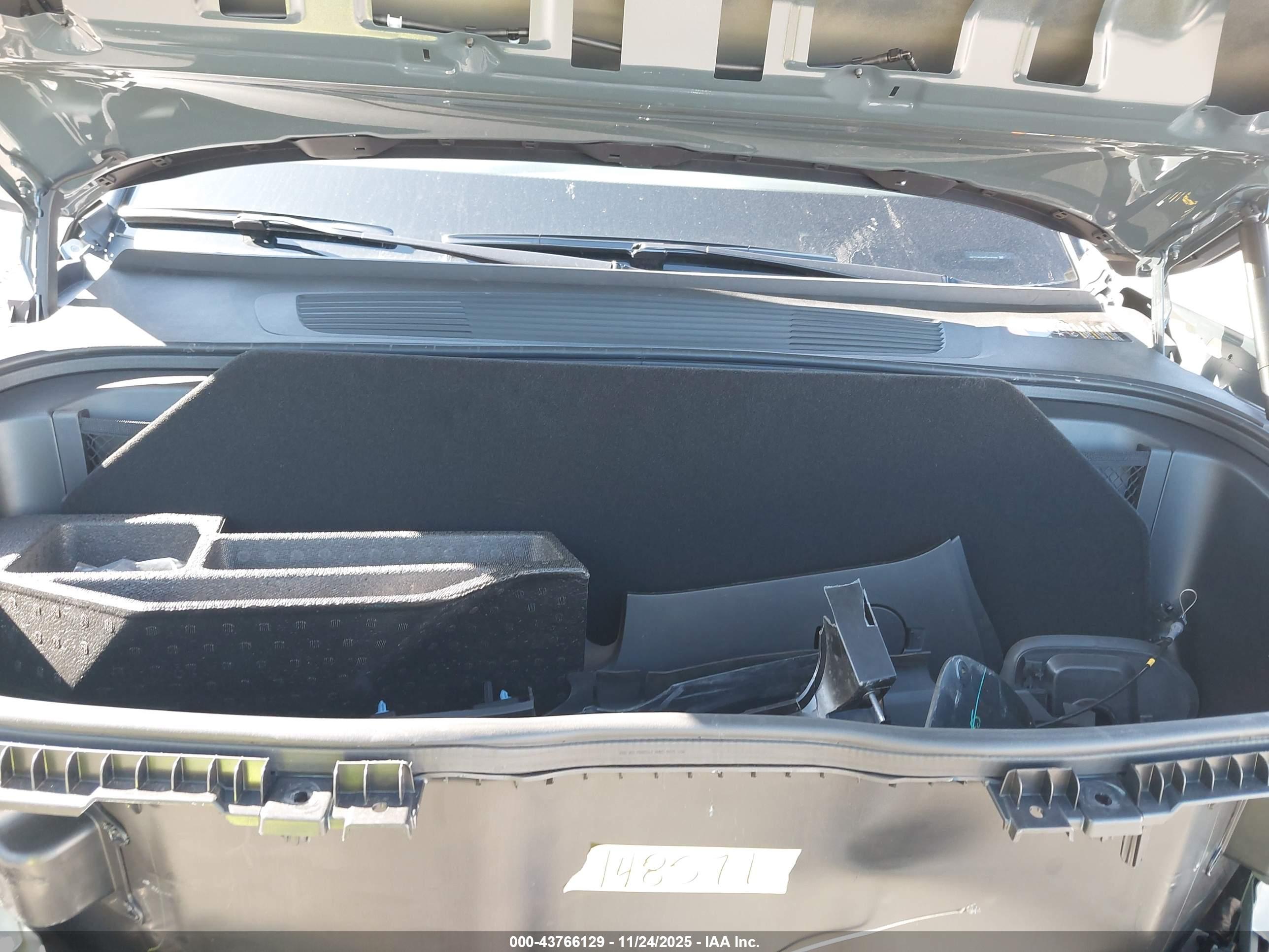 RIVIAN R1T image 10