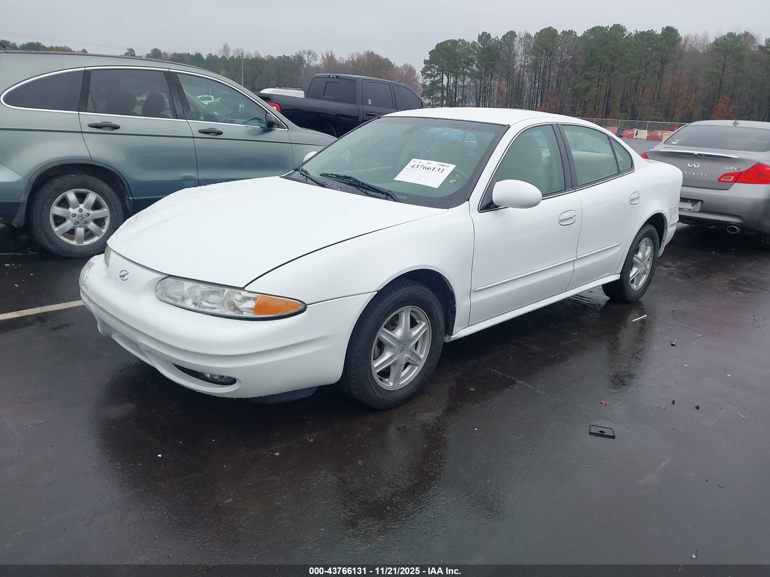 OLDSMOBILE ALERO image 2