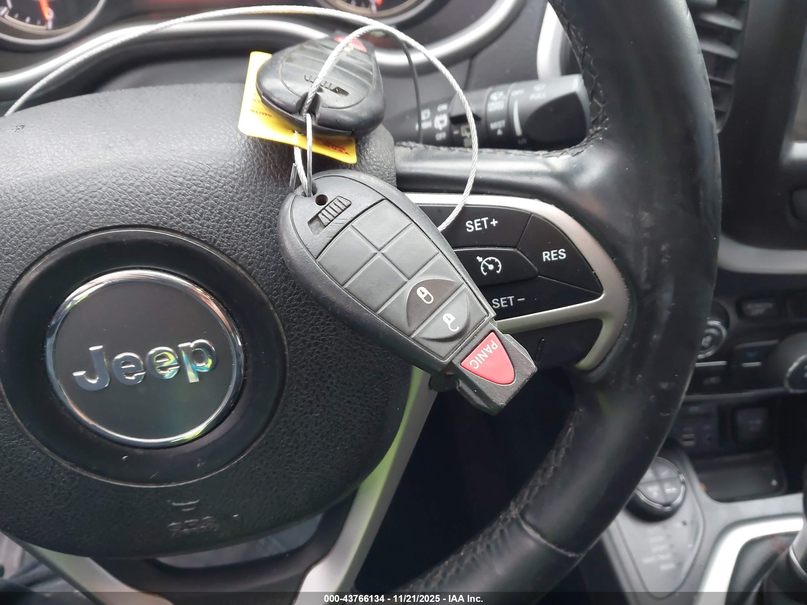 JEEP CHEROKEE image 11