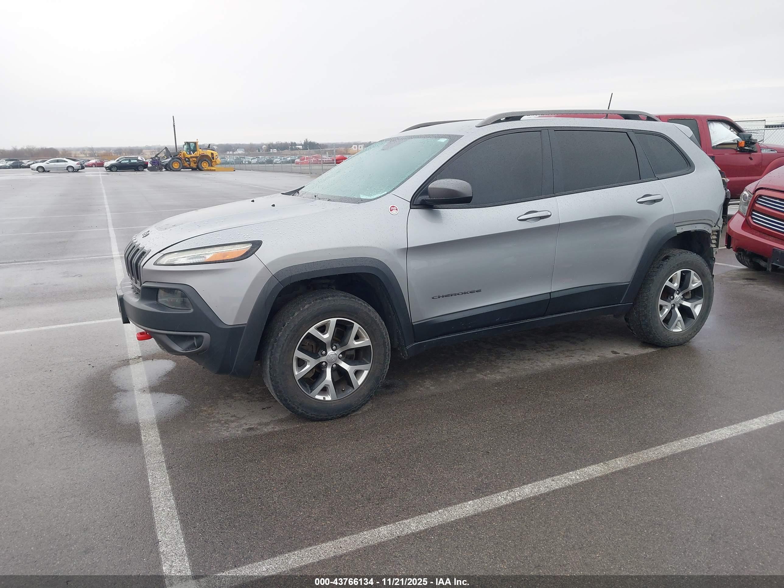 JEEP CHEROKEE image 2