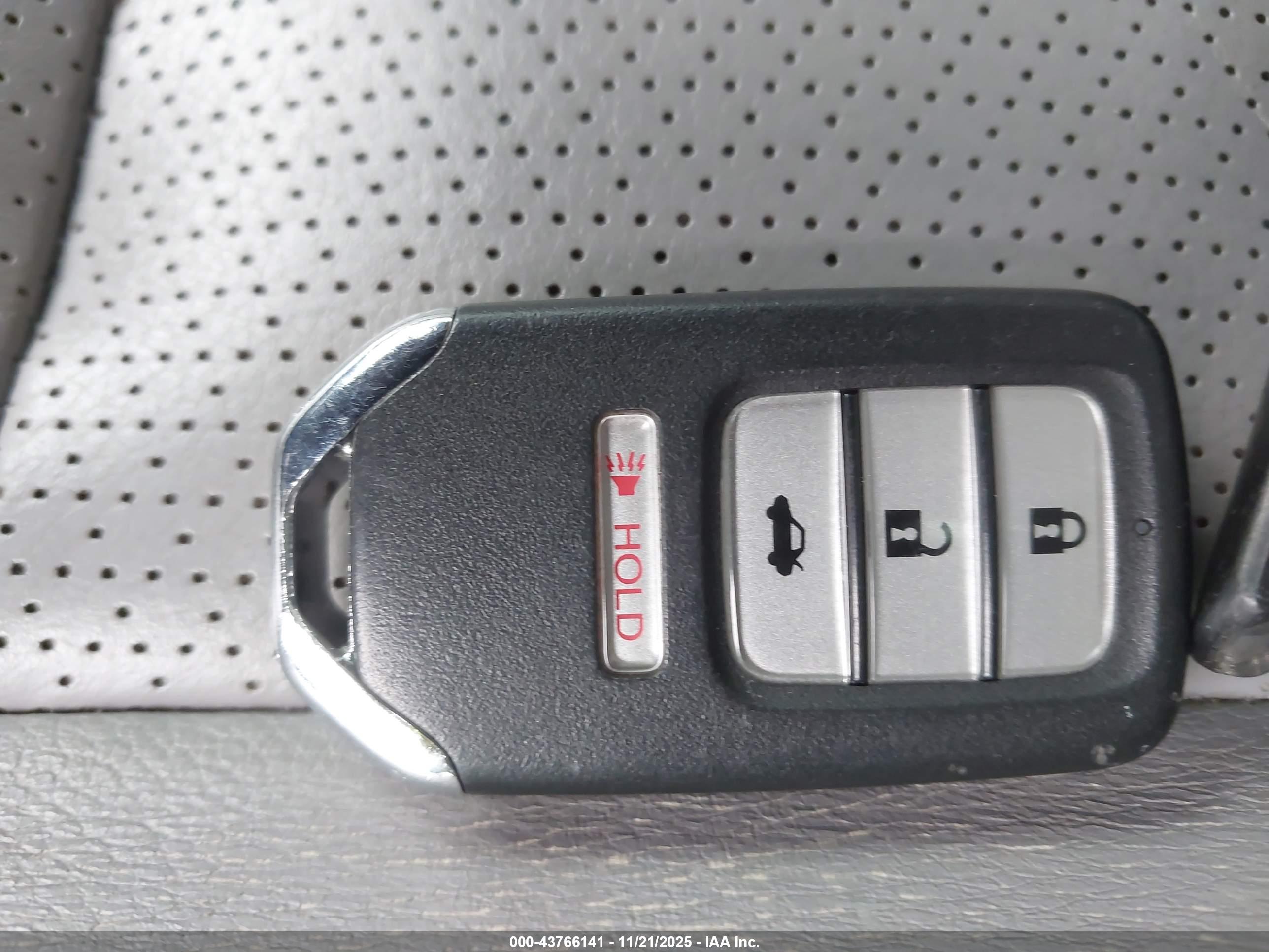 HONDA ACCORD image 11