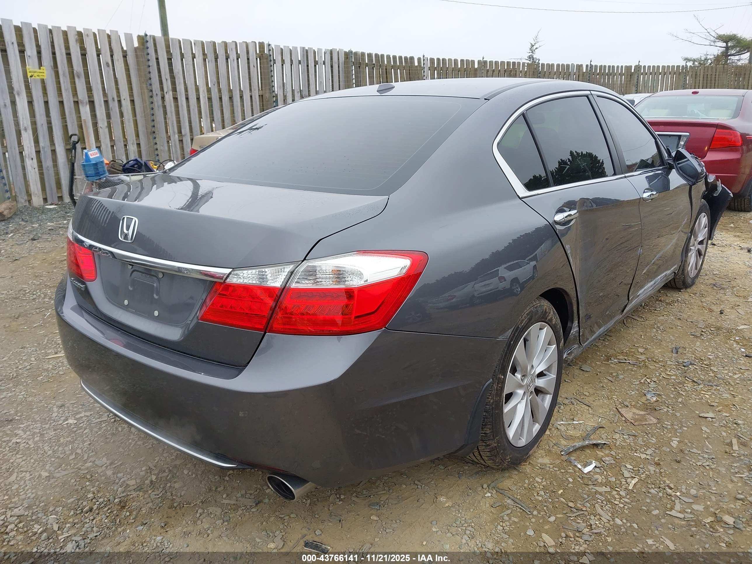 HONDA ACCORD image 4
