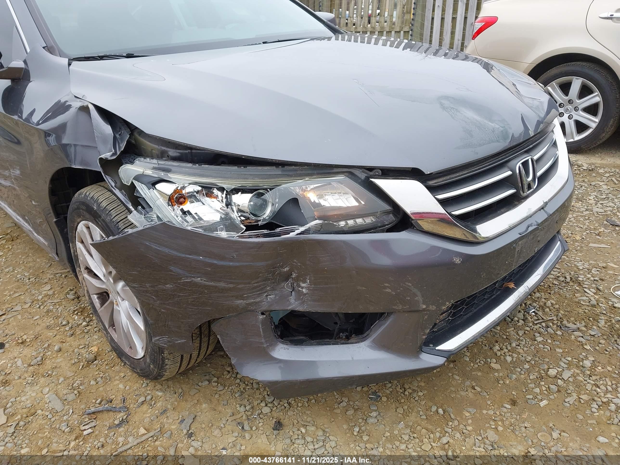 HONDA ACCORD image 6