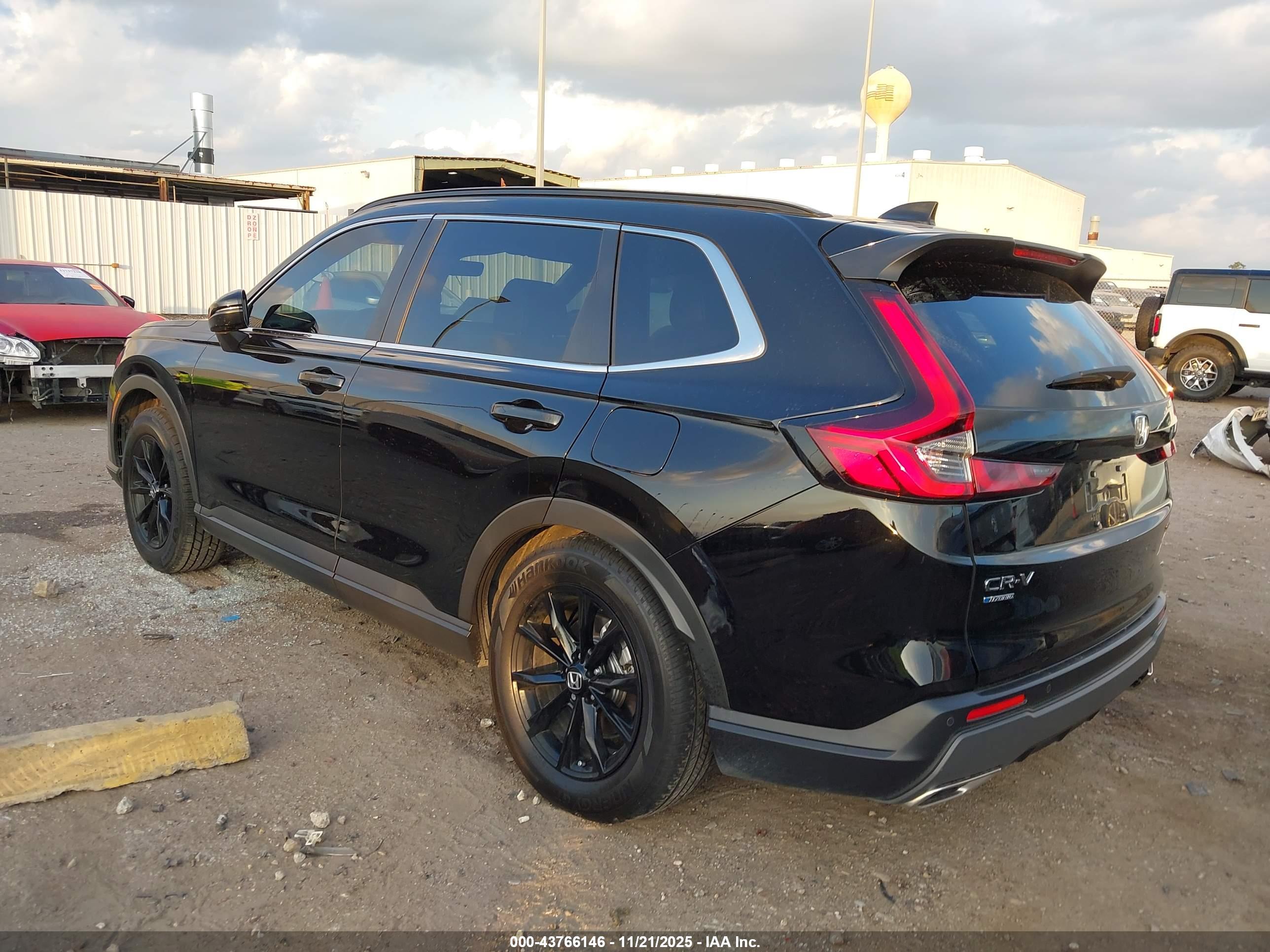 HONDA CR-V image 3