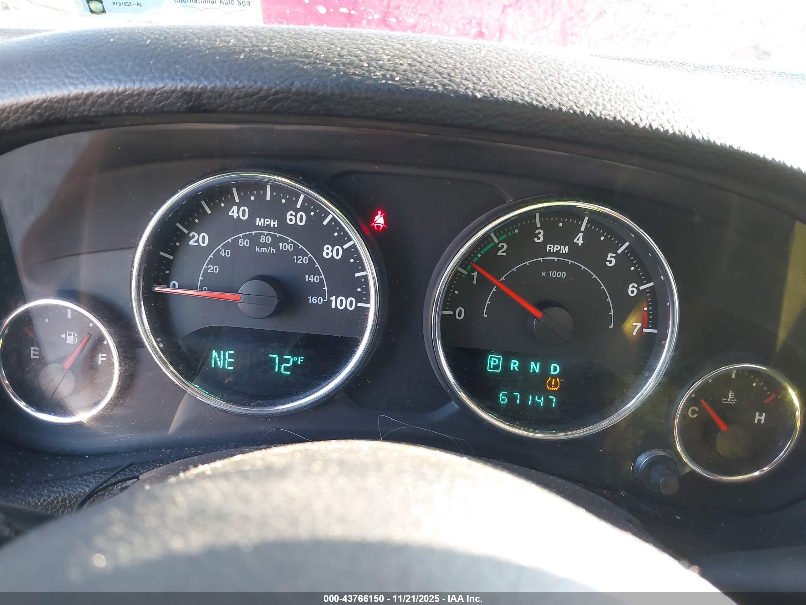 JEEP WRANGLER image 7