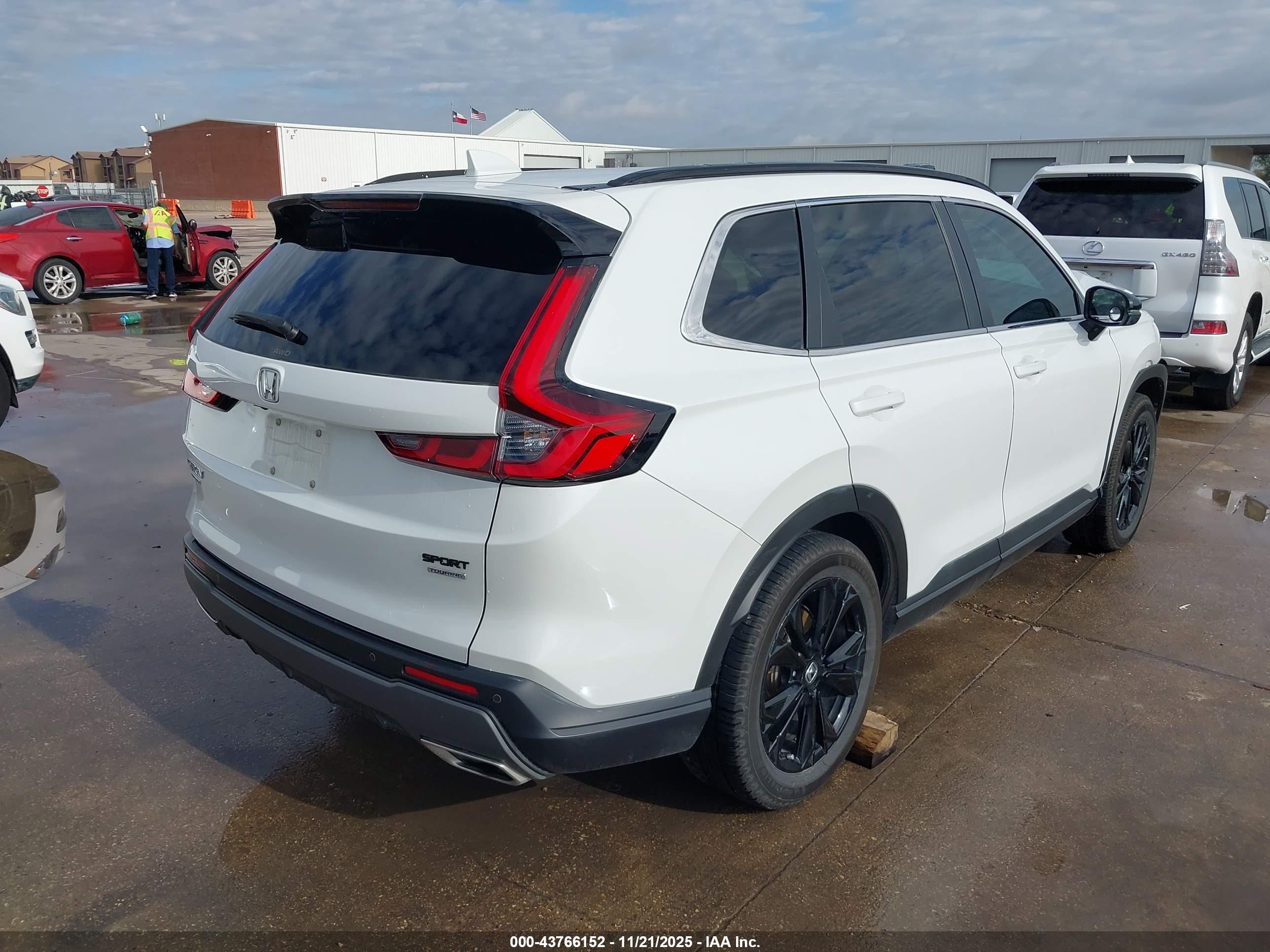 HONDA CR-V image 4