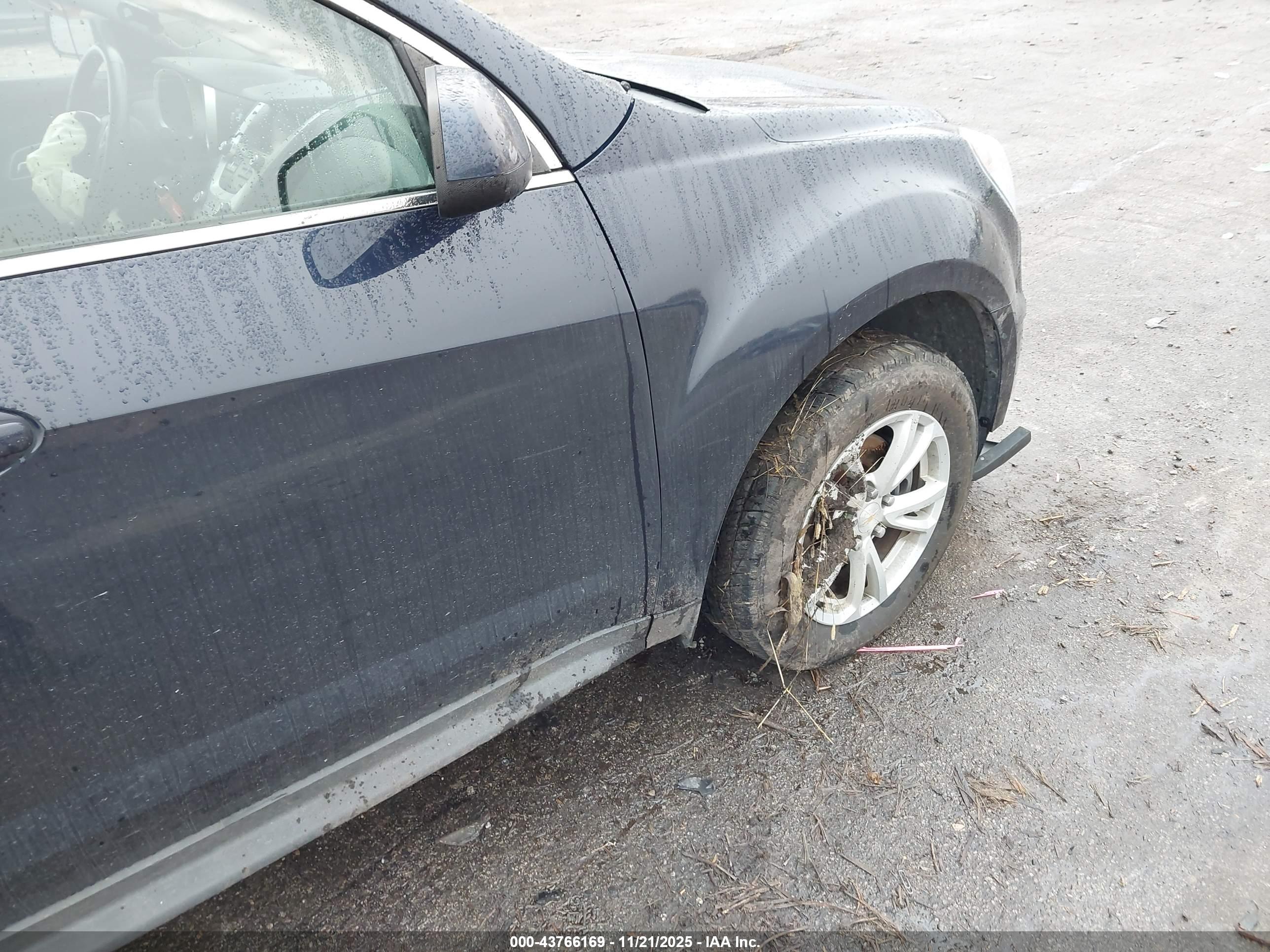 CHEVROLET EQUINOX image 6
