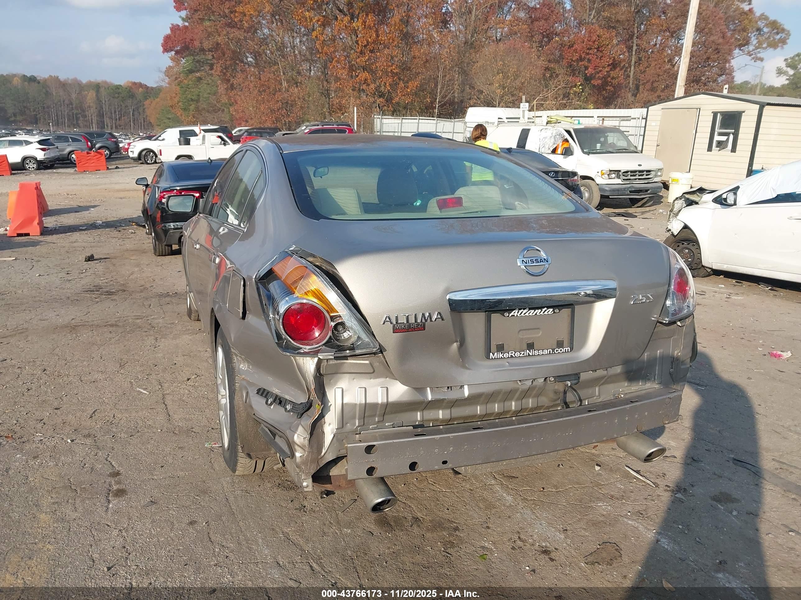 NISSAN ALTIMA image 3