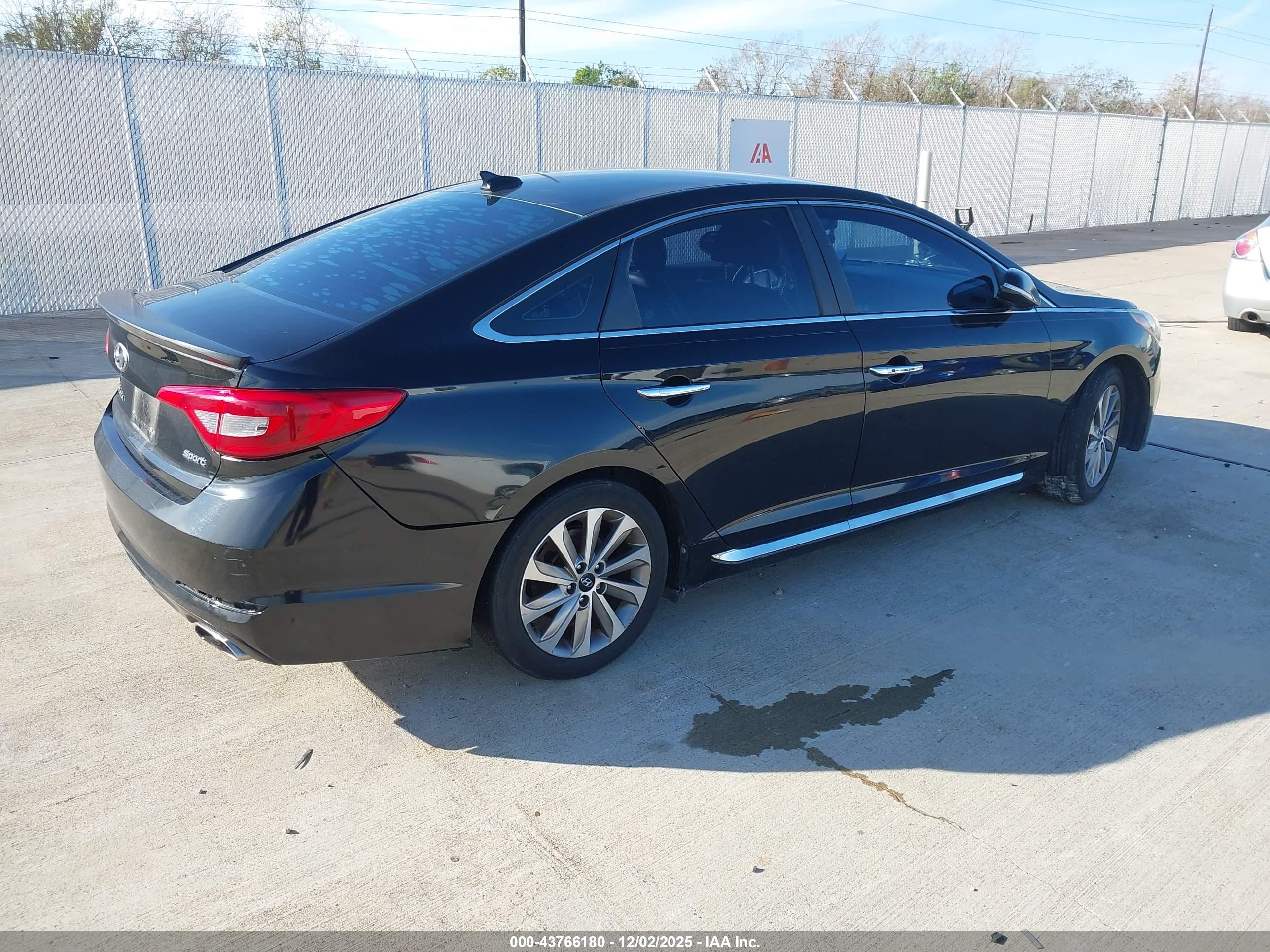 HYUNDAI SONATA image 4