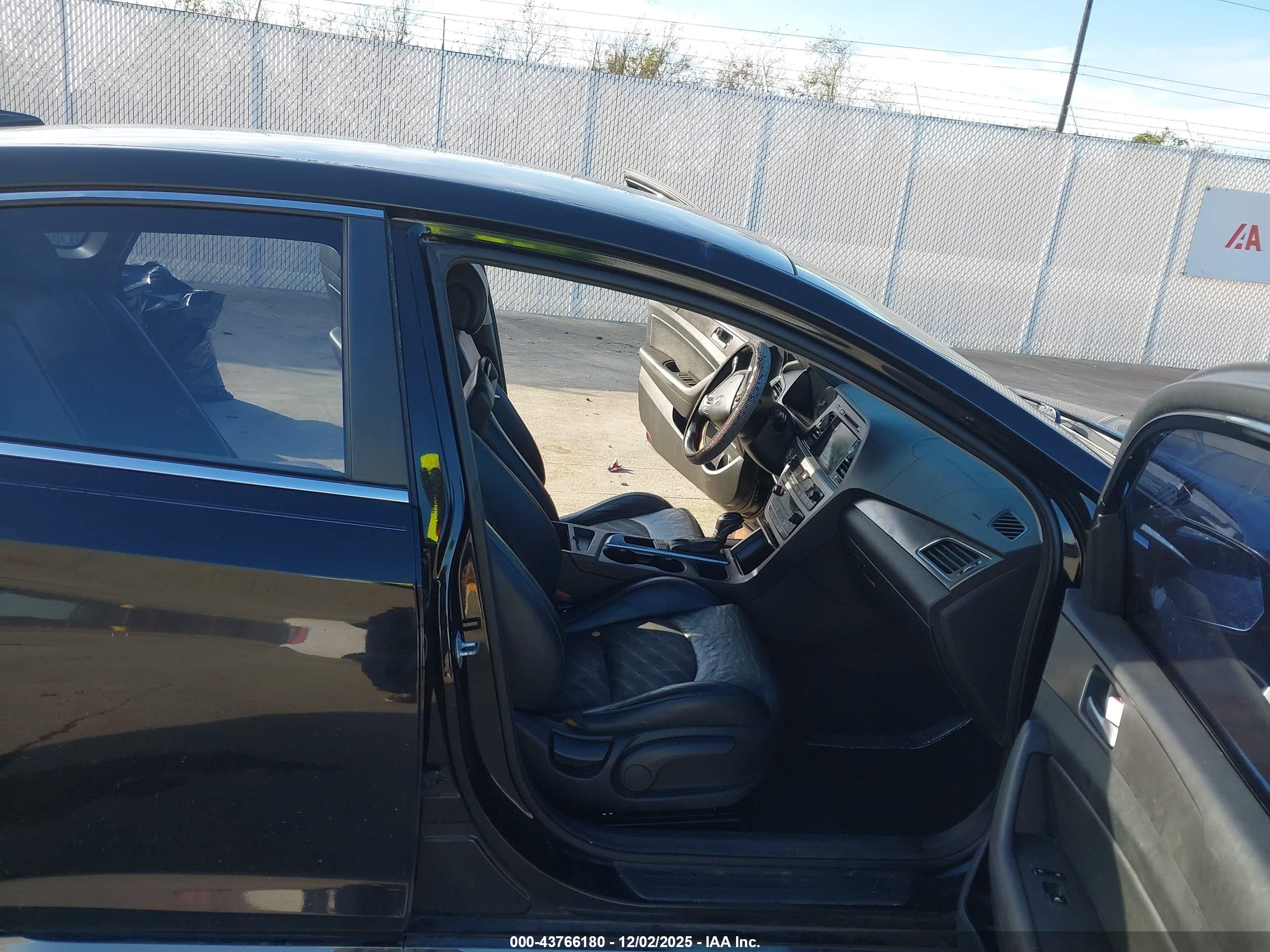 HYUNDAI SONATA image 5