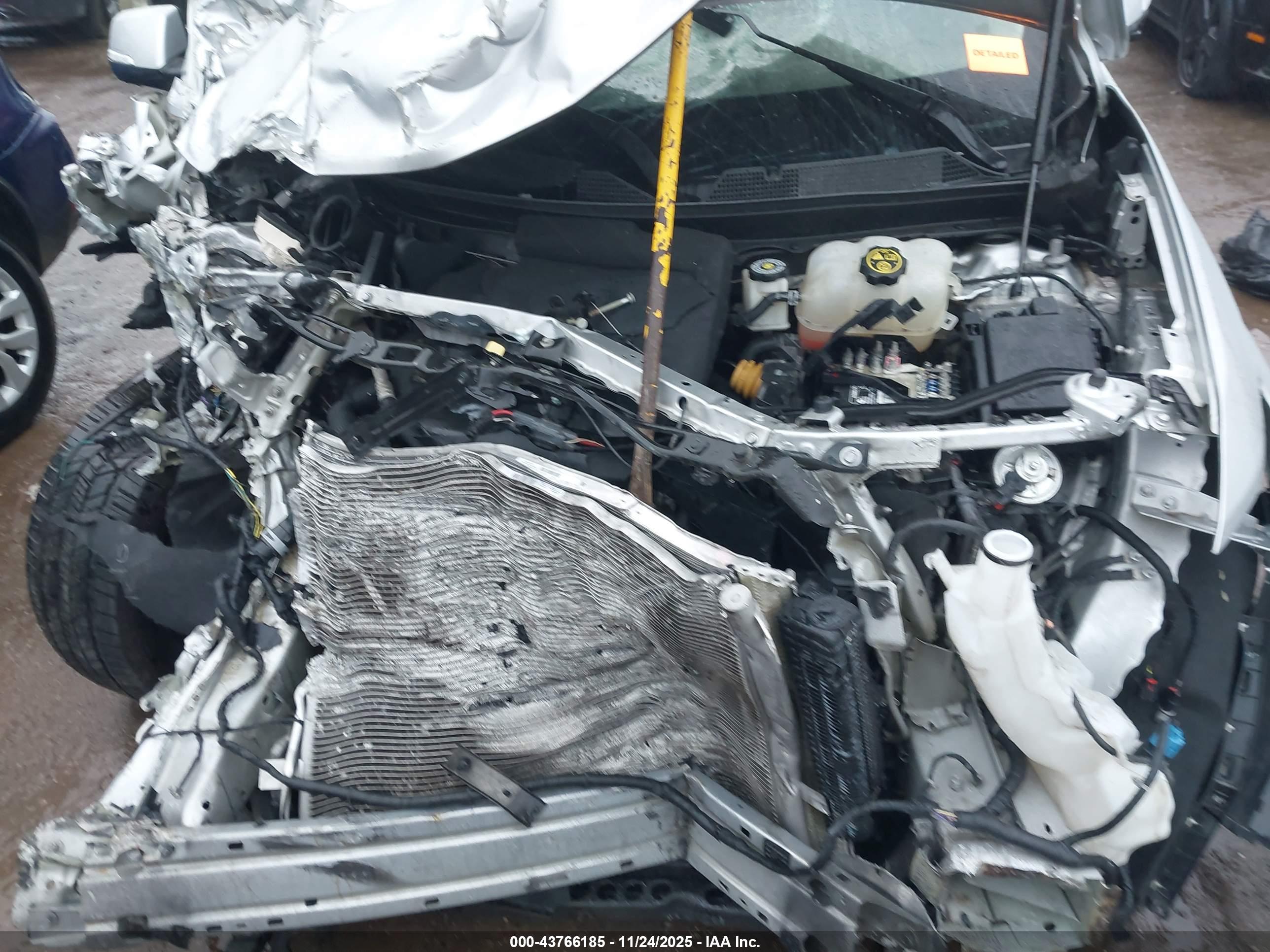 CHEVROLET TRAVERSE image 10