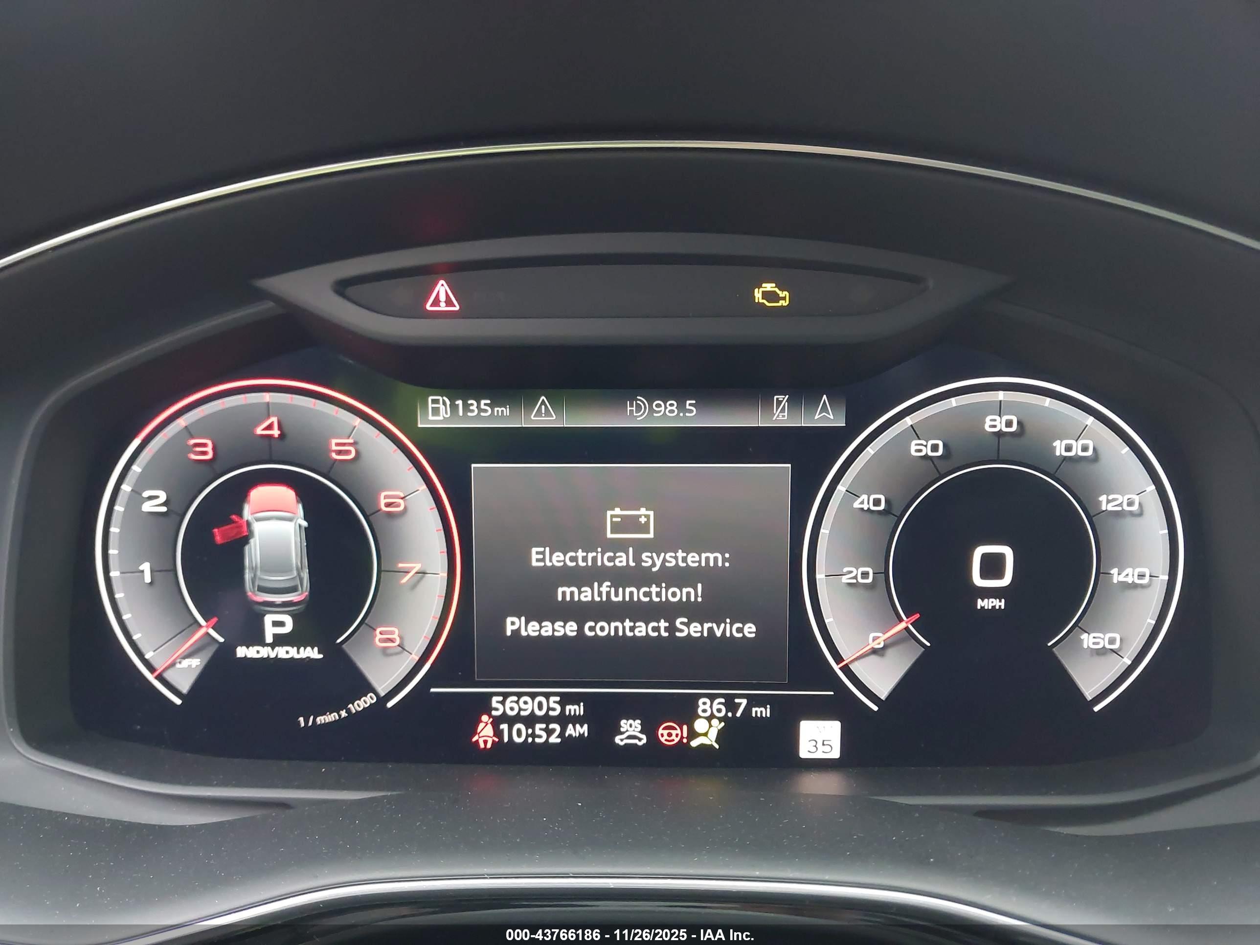 AUDI Q8 image 7
