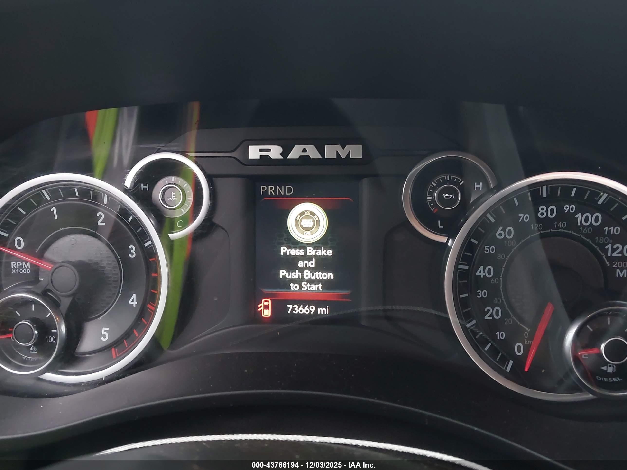 RAM 2500 image 7